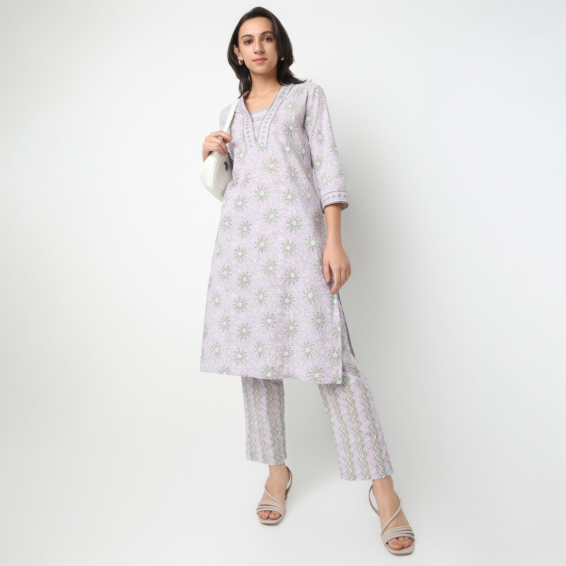 Buy Women Straight Fit Printed Three-Fourth Sleeve Kurta with Pant Set  - Style Union