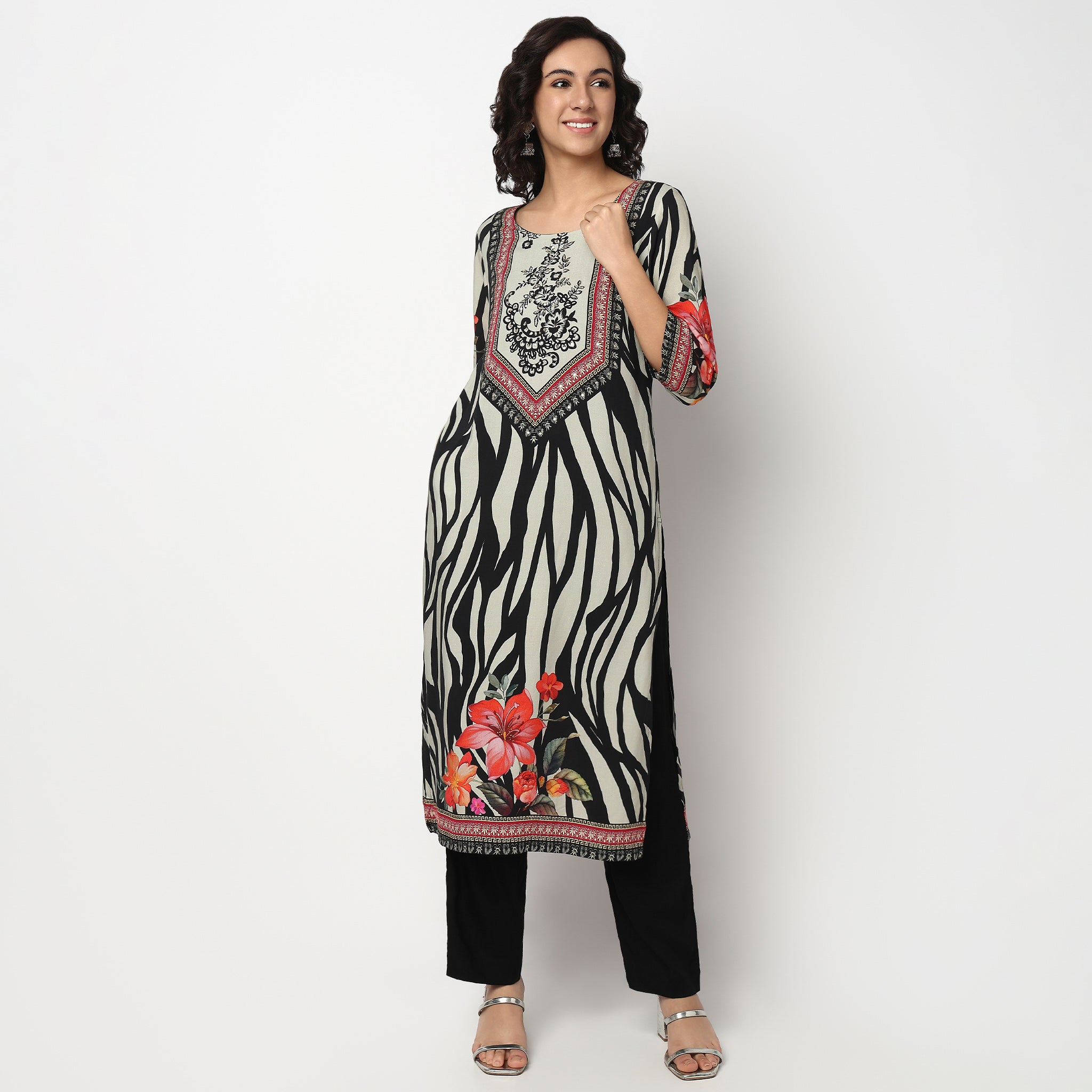 Buy Women Straight Fit Printed Three-Fourth Sleeve Kurta and Pant with Dupatta Set  - Style Union