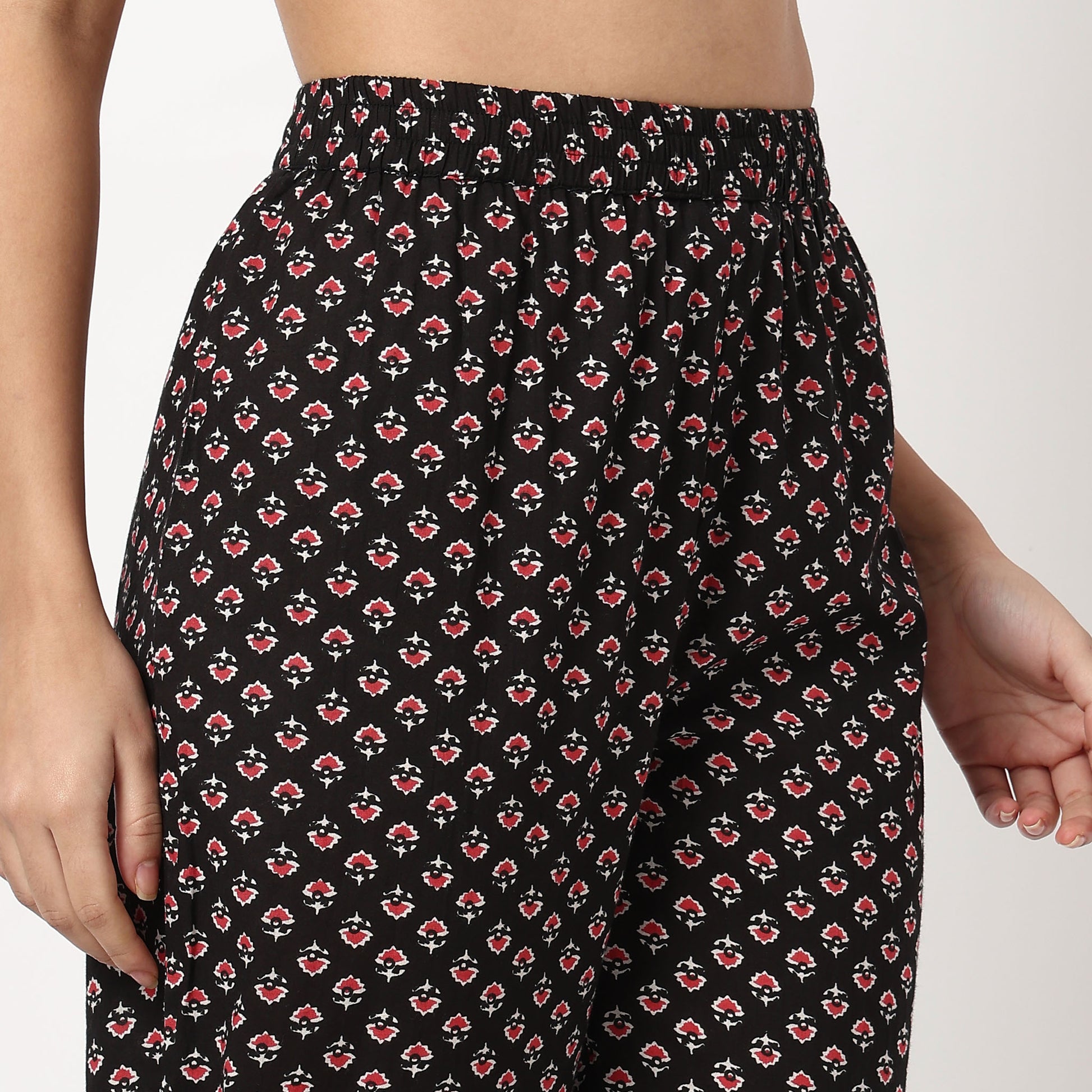 Buy Women Straight Fit Printed Three-Fourth Sleeve Kurta with Pant Set  - Style Union