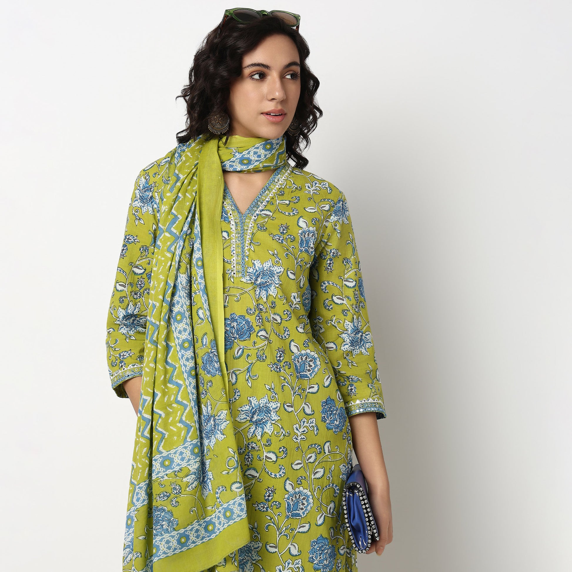 Buy Women Flare Fit Printed Three-Fourth Sleeve Kurta with Pant Set  - Style Union