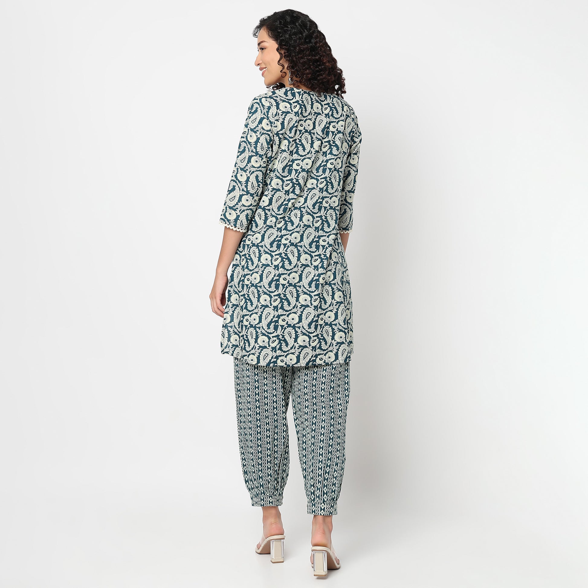 Printed Straight Kurta With Pant Set