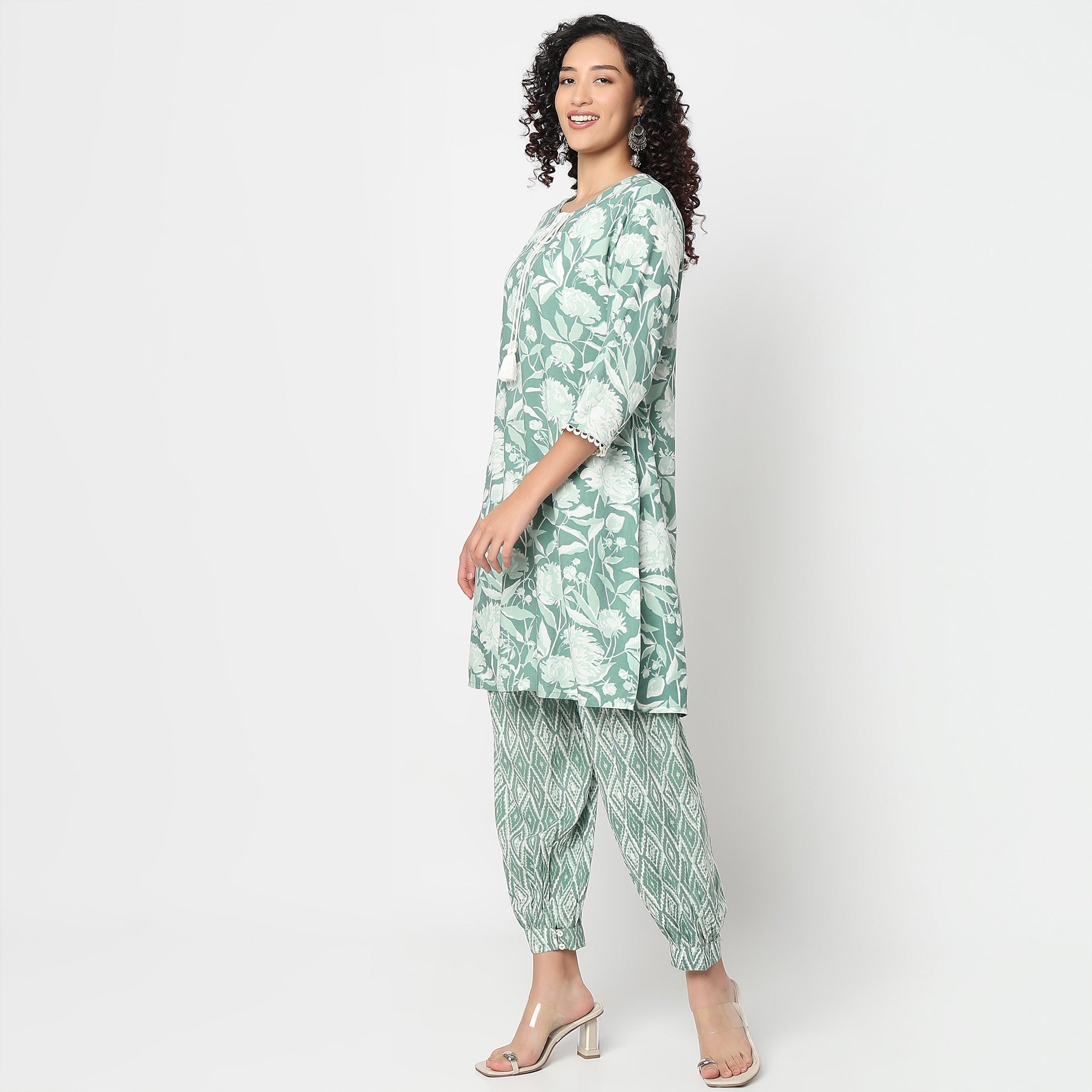 Printed Straight Kurta With Pant Set