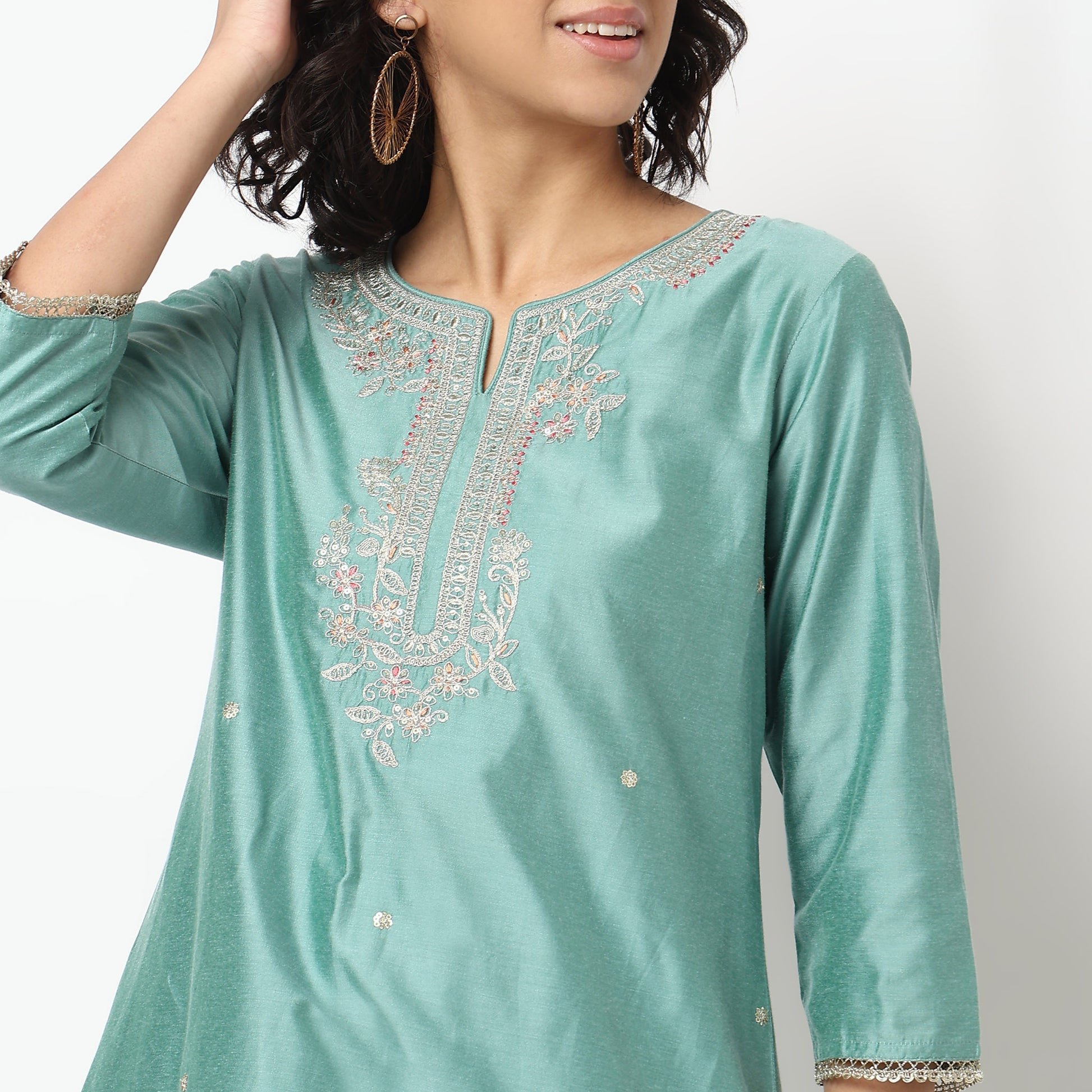 Buy Women Straight Fit Embroidered Three-Fourth Sleeve Kurta with Pant Set  - Style Union