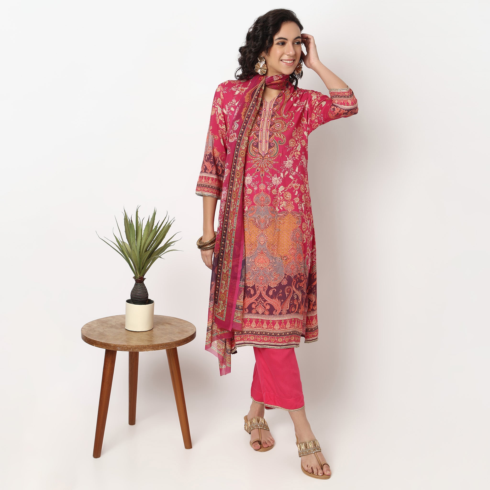 Buy Women Straight Fit Printed Three-Fourth Sleeve Kurta and Pant with Dupatta Set  - Style Union