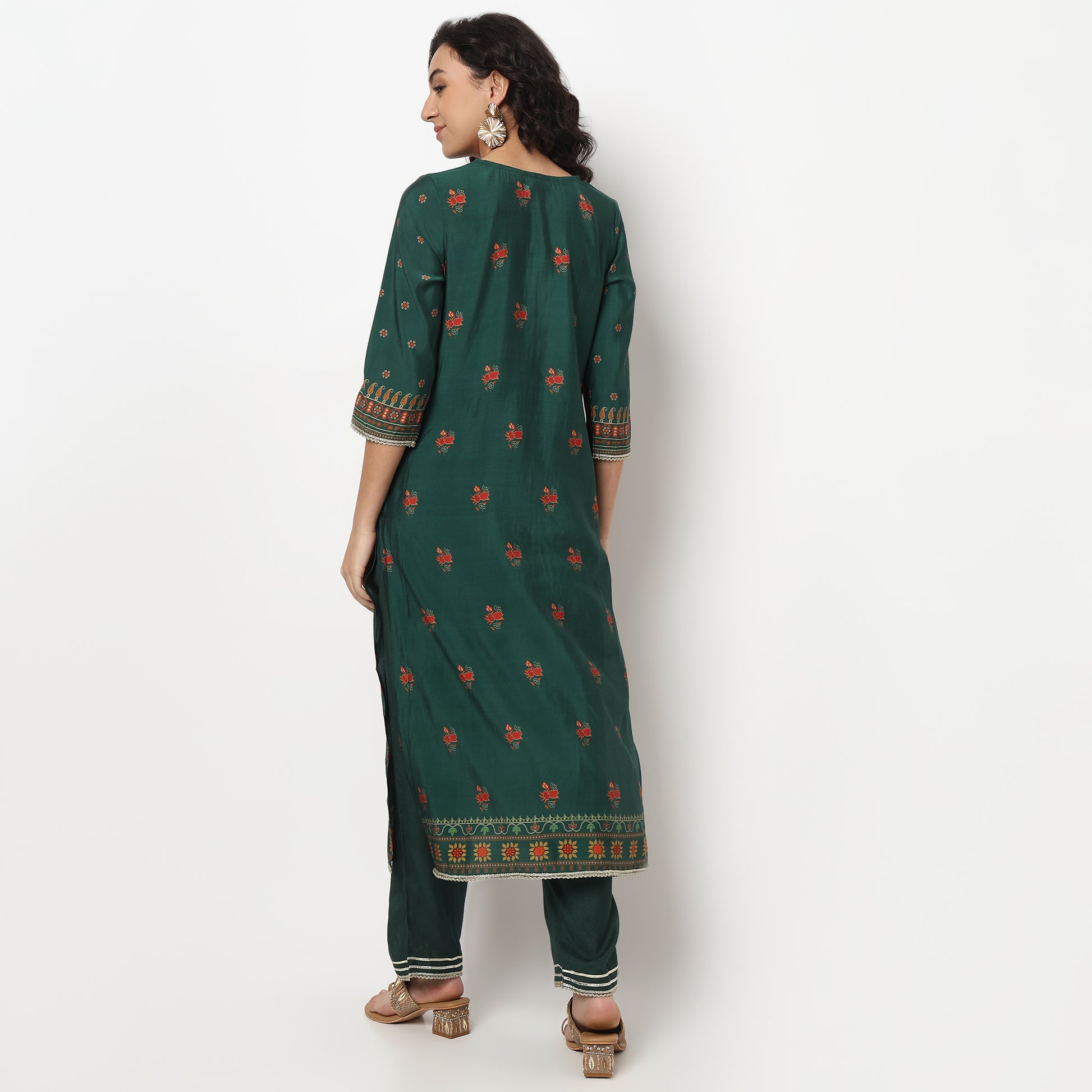 Buy Women Straight Fit Printed Three-Fourth Sleeve Kurta and Pant with Dupatta Set  - Style Union