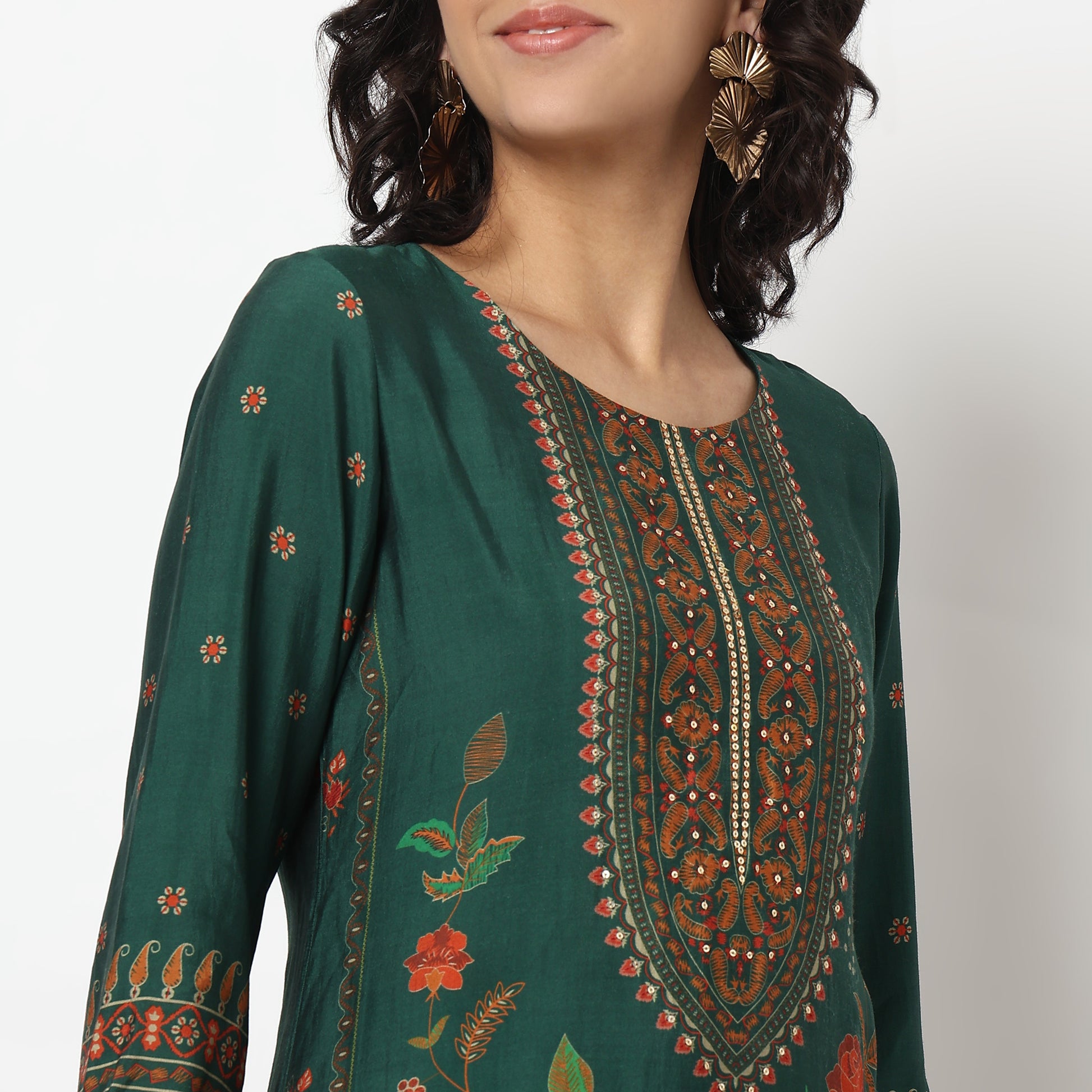 Buy Women Straight Fit Printed Three-Fourth Sleeve Kurta and Pant with Dupatta Set  - Style Union