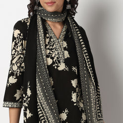 Buy Women Straight Fit Printed Three-Fourth Sleeve Kurta and Pant with Dupatta Set  - Style Union