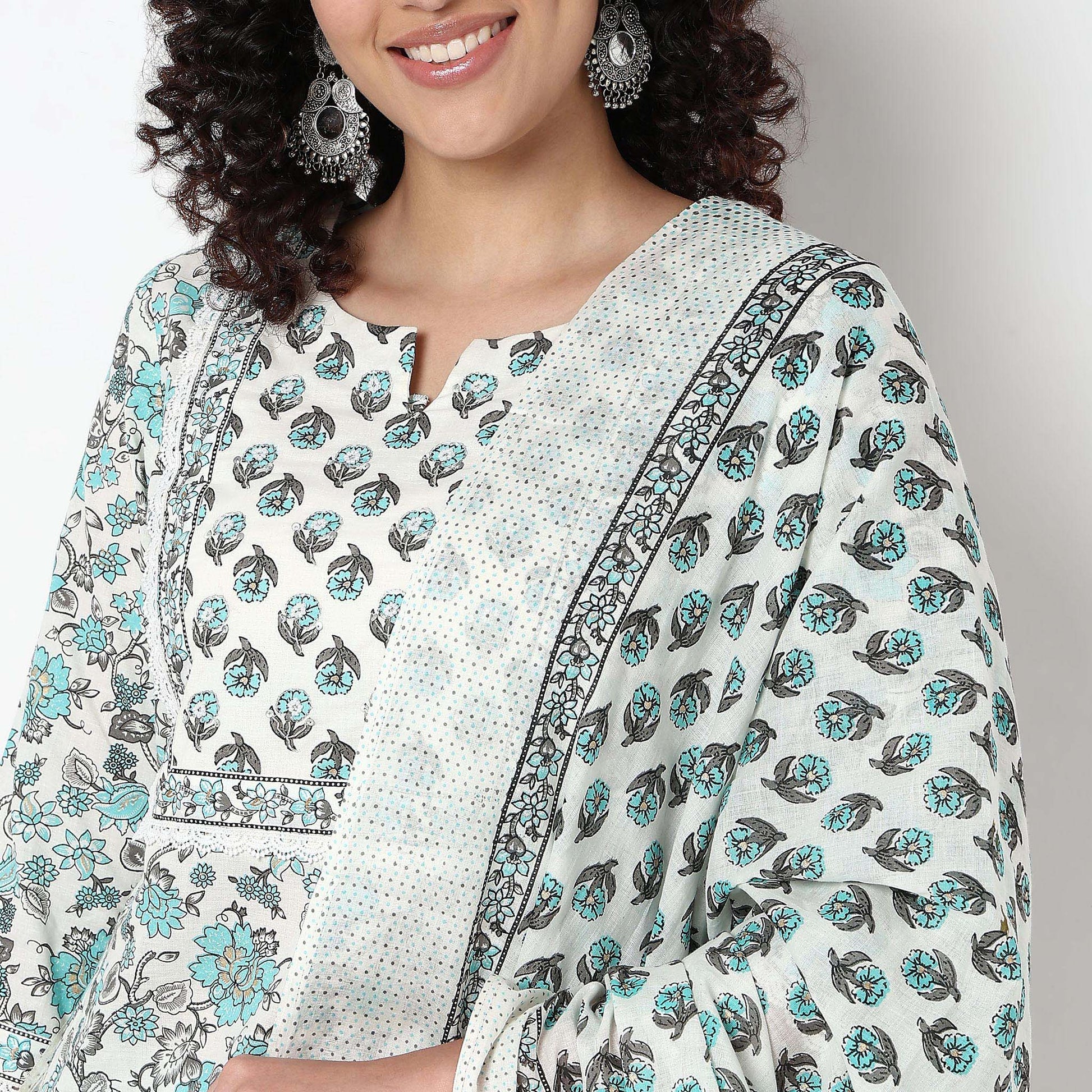 Floral Print Straight Kurta and Pant with Dupatta Set