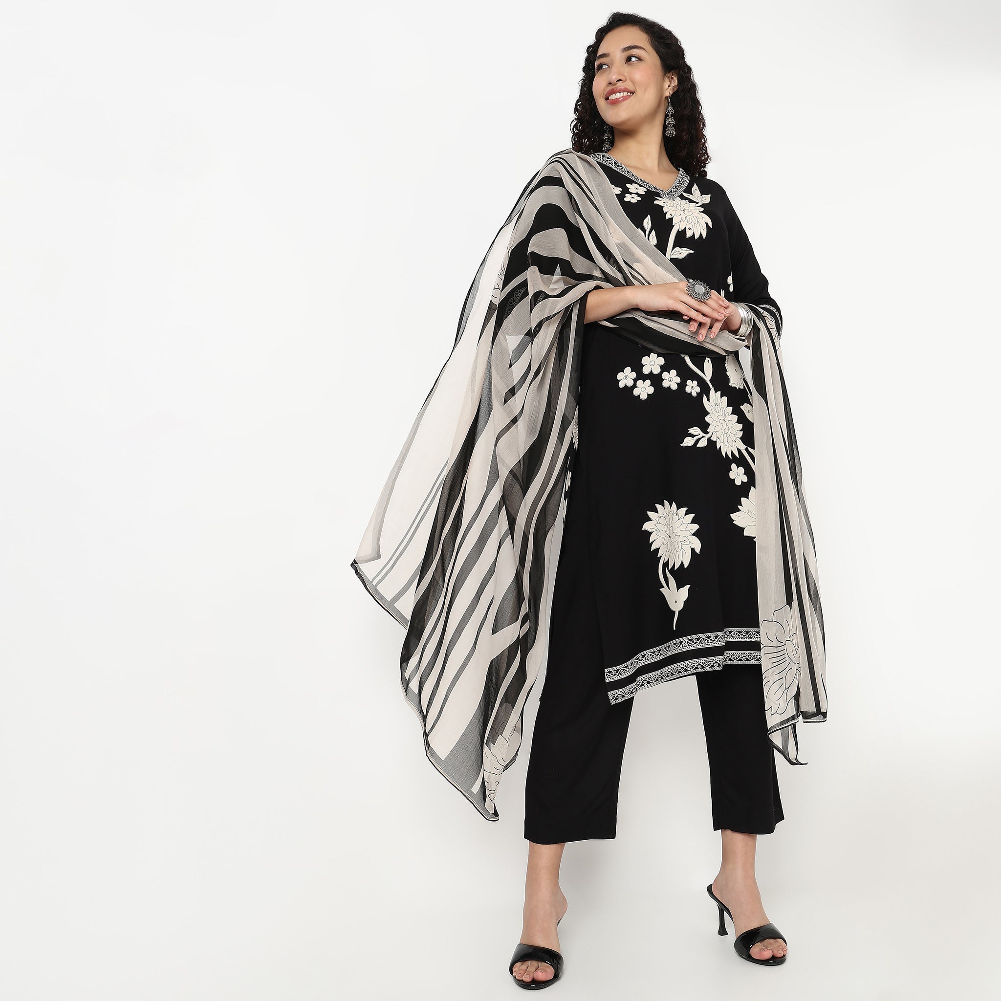 V-Neck Printed Kurta and Pant Set