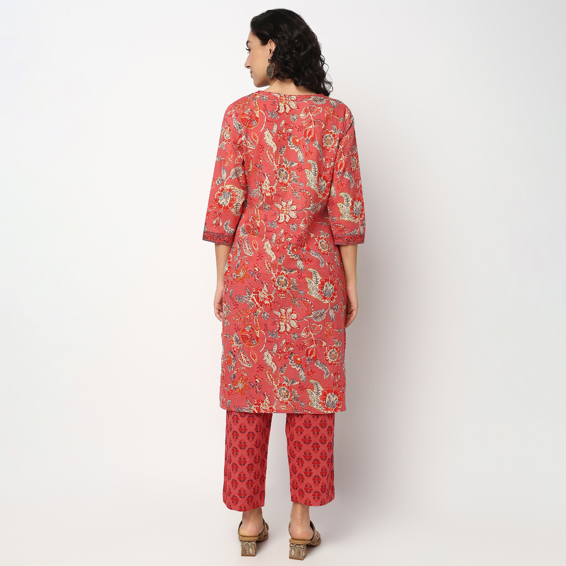 Buy Women Straight Fit Printed Three-Fourth Sleeve Kurta and Pant with Dupatta Set  - Style Union