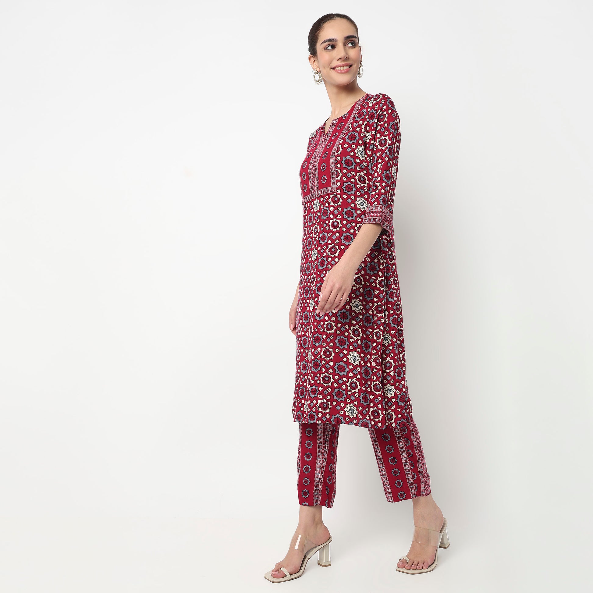 Printed Crew Neck Straight Kurta with Pant Set