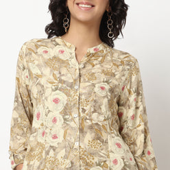 Buy Women Flare Fit Foil Print Three-Fourth Sleeve Kurta with Pant Set  - Style Union