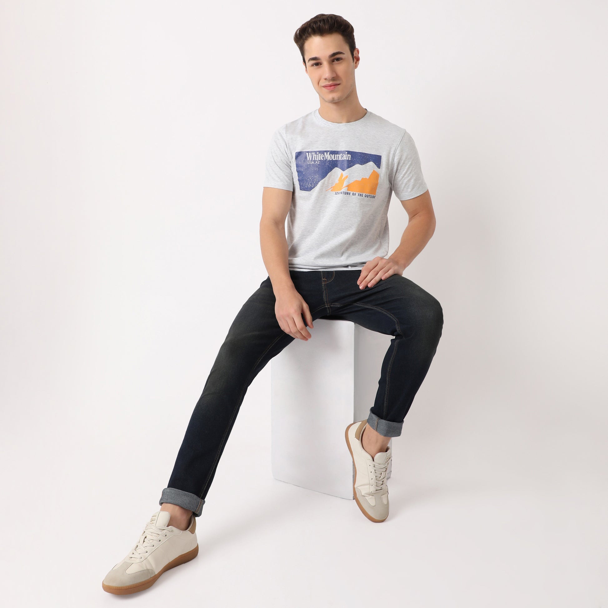 White Mountain Graphic Crew Neck T-Shirt
