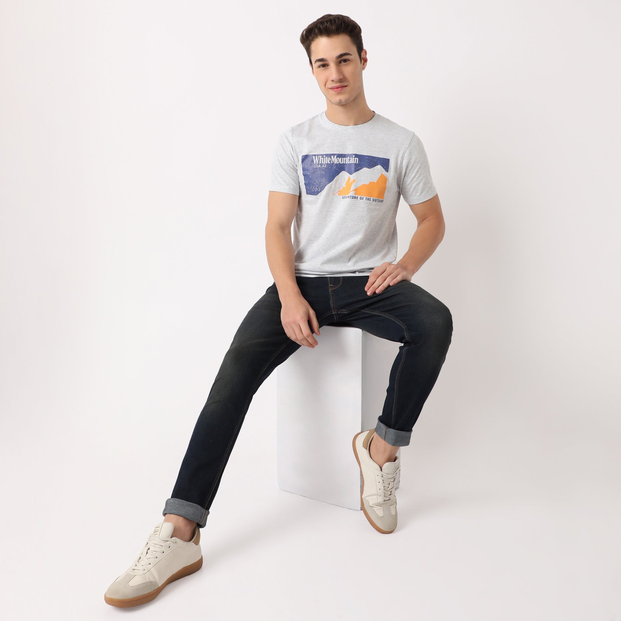 White Mountain Graphic Crew Neck T-Shirt