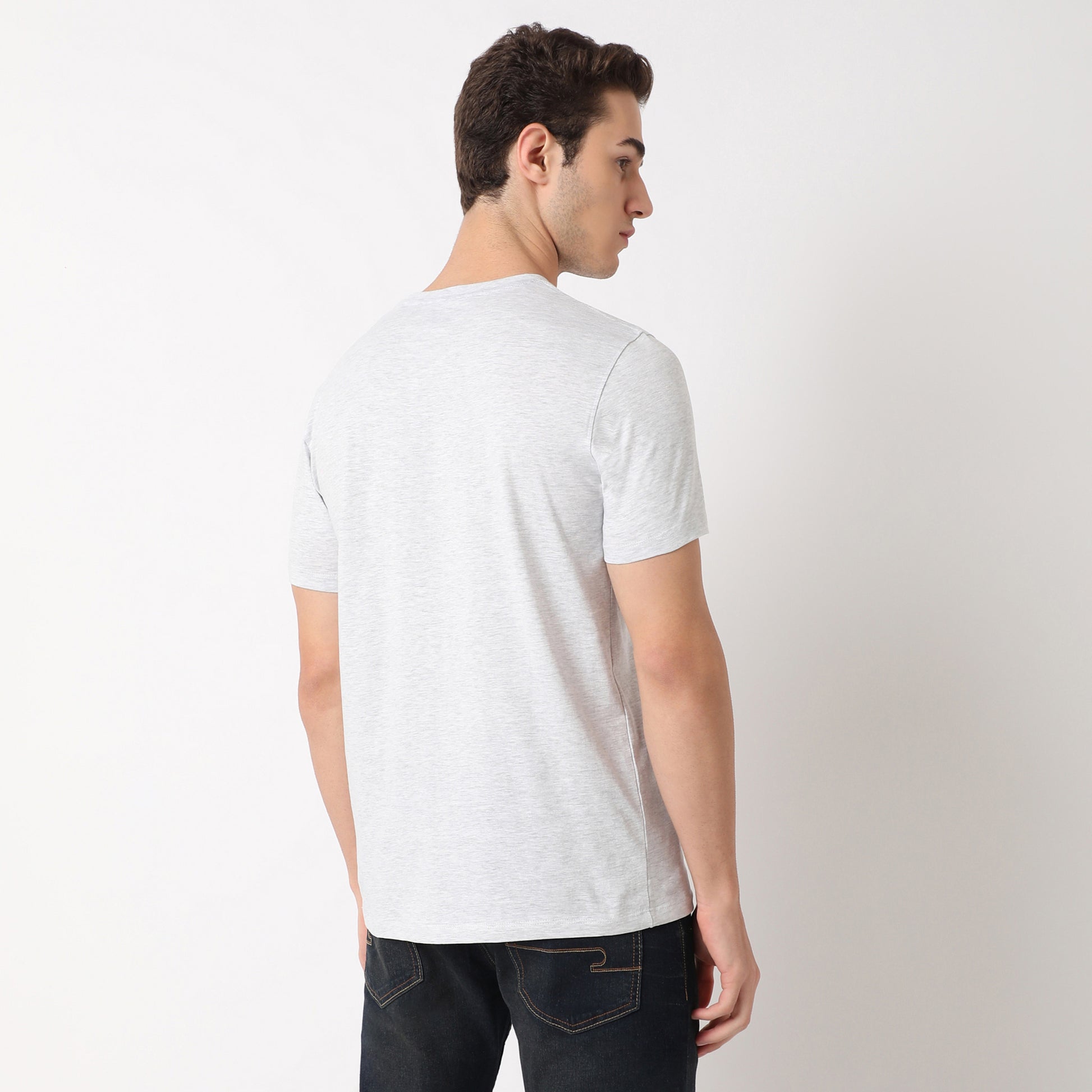 White Mountain Graphic Crew Neck T-Shirt