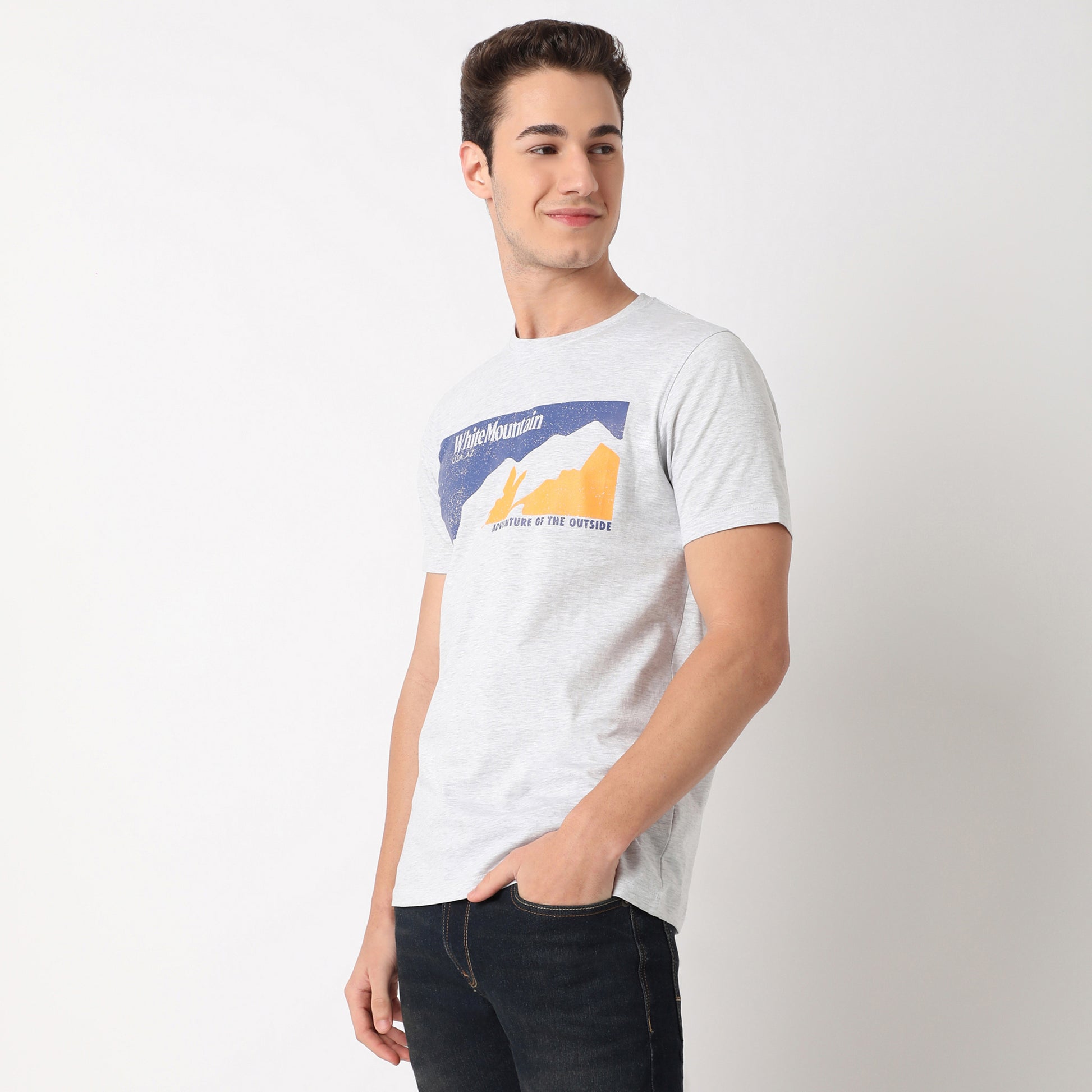 White Mountain Graphic Crew Neck T-Shirt