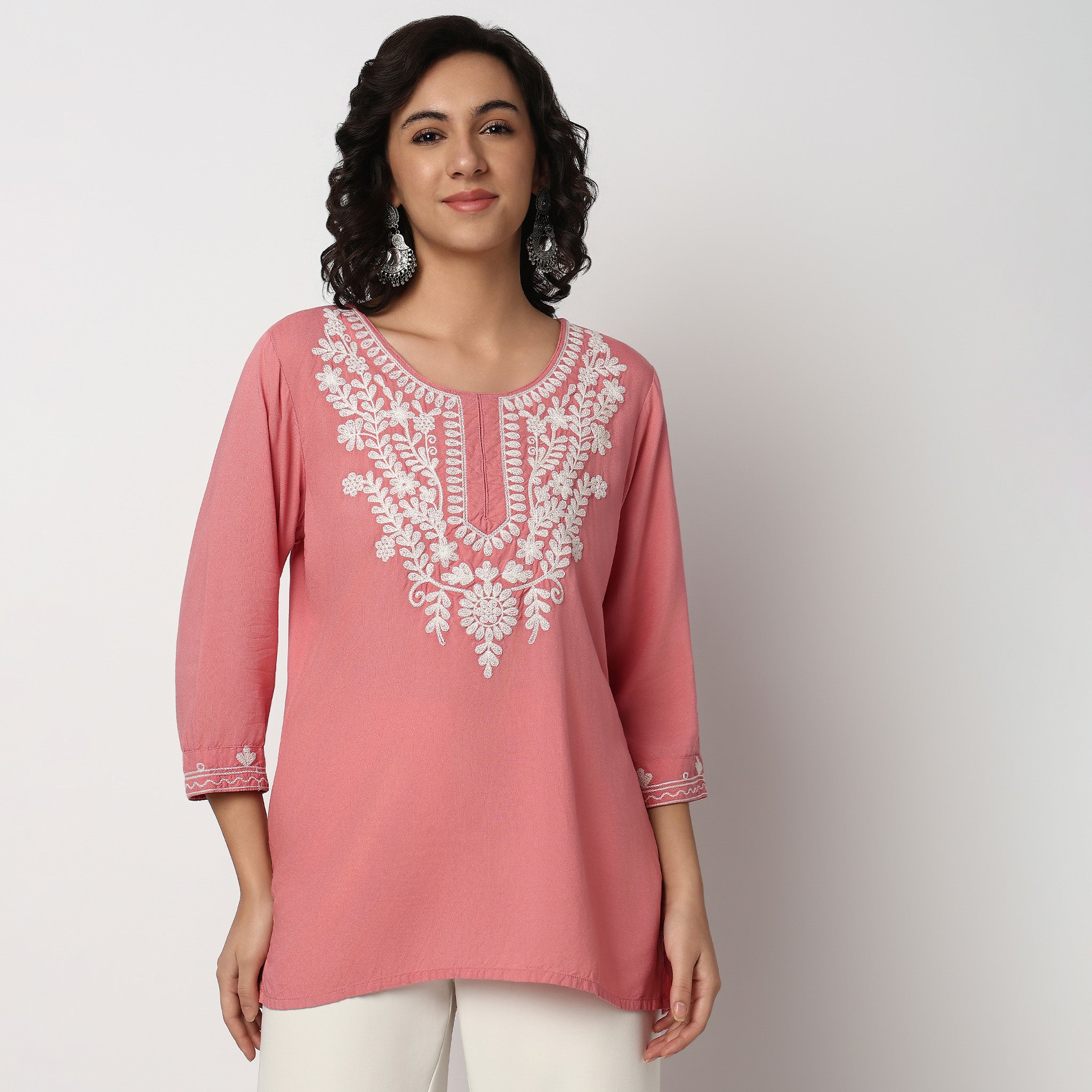 Buy Women Straight Fit Embroidered Three-Fourth Sleeve Kurta  - Style Union