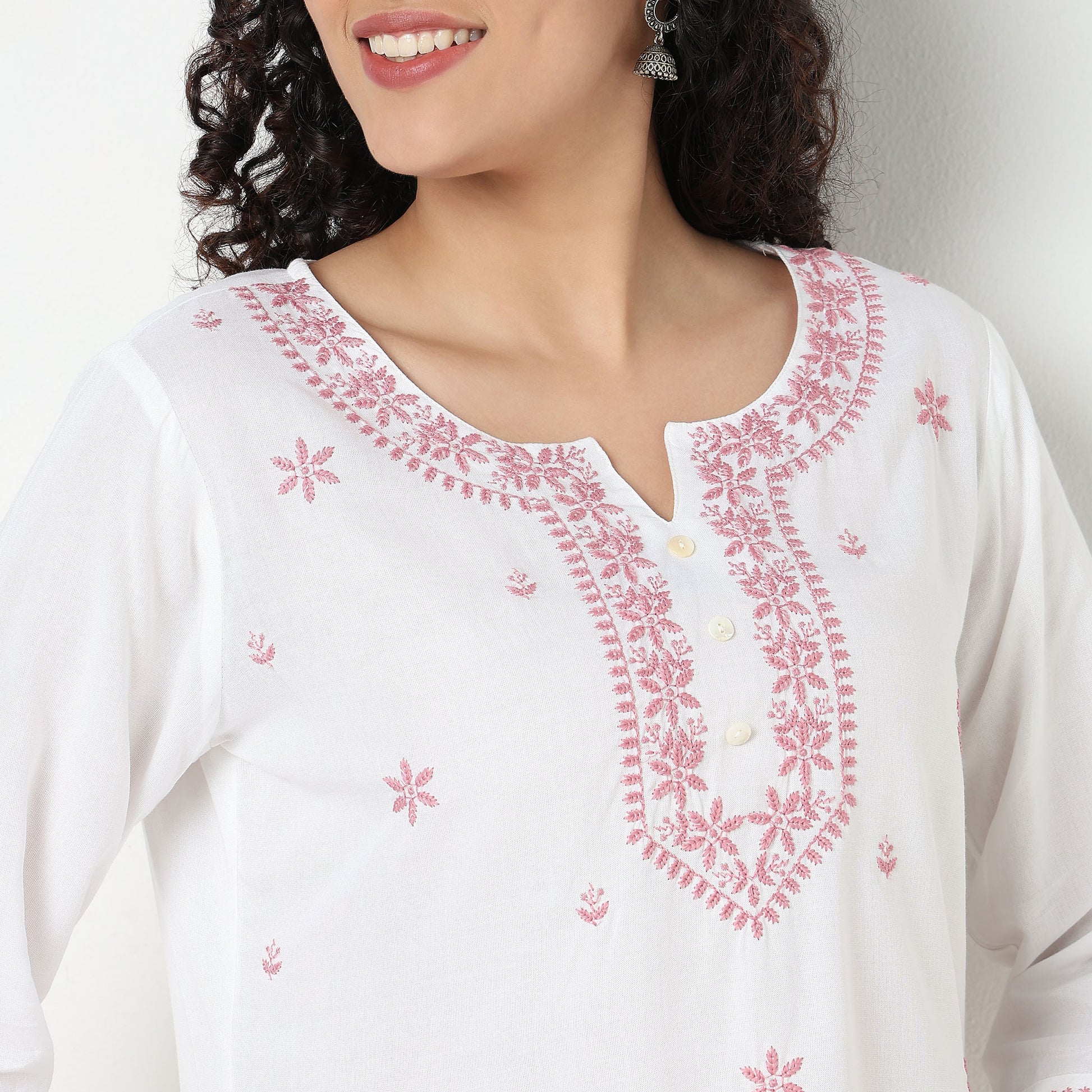 Buy Women Straight Fit Embroidered Three-Fourth Sleeve Kurta  - Style Union