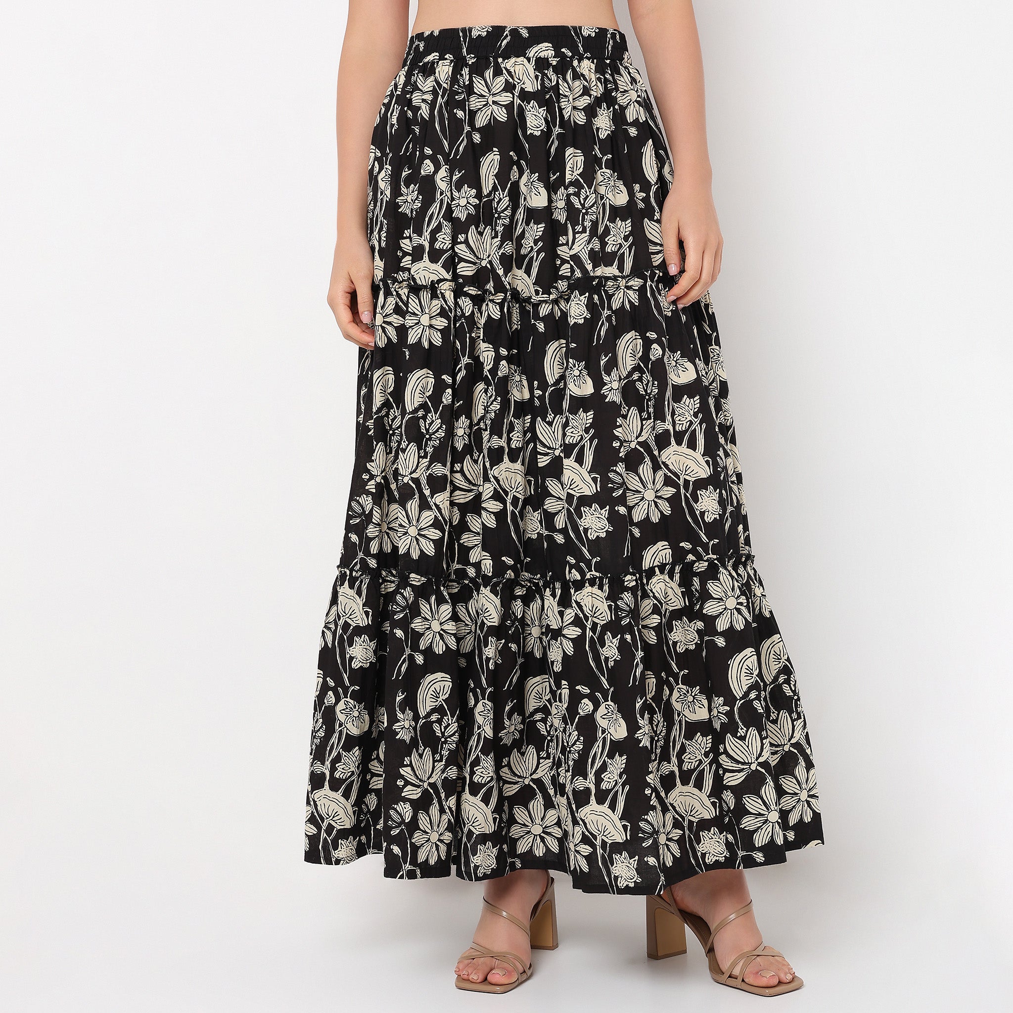 Flare Fit Mid Rise Printed Skirt