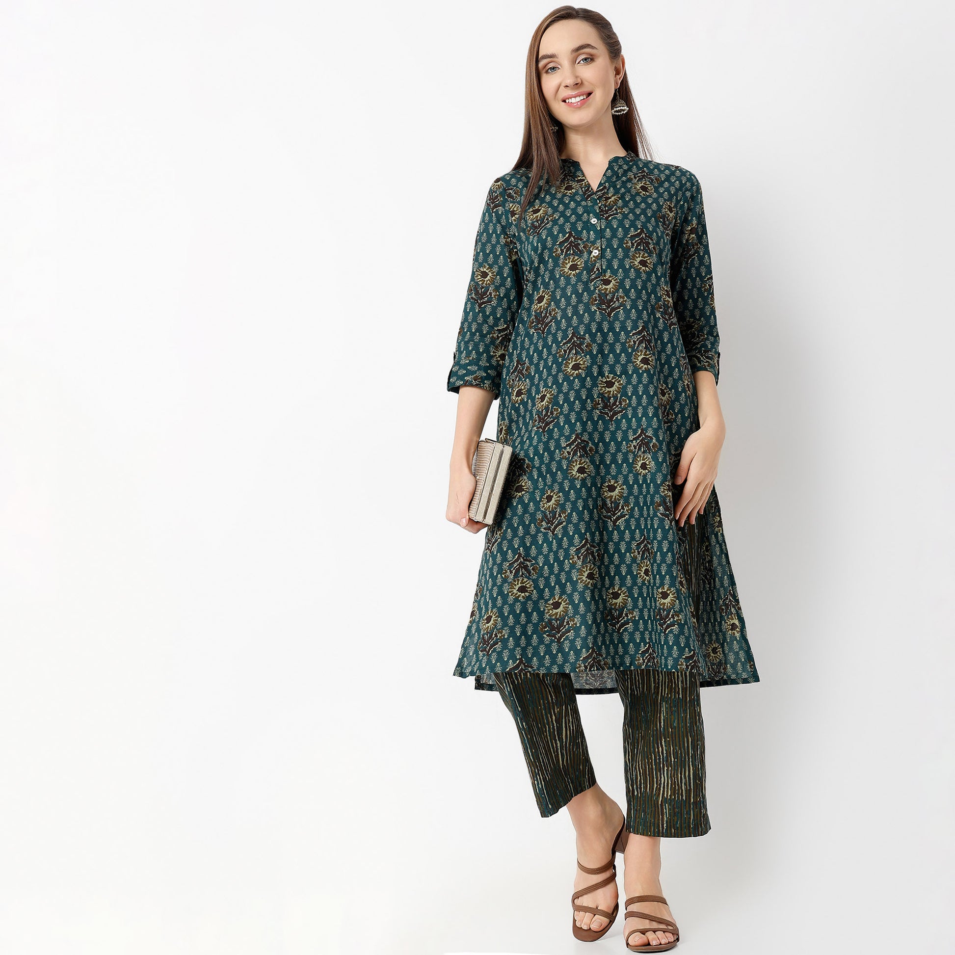 Straight Fit Printed Ankle Length Mid Rise Pants