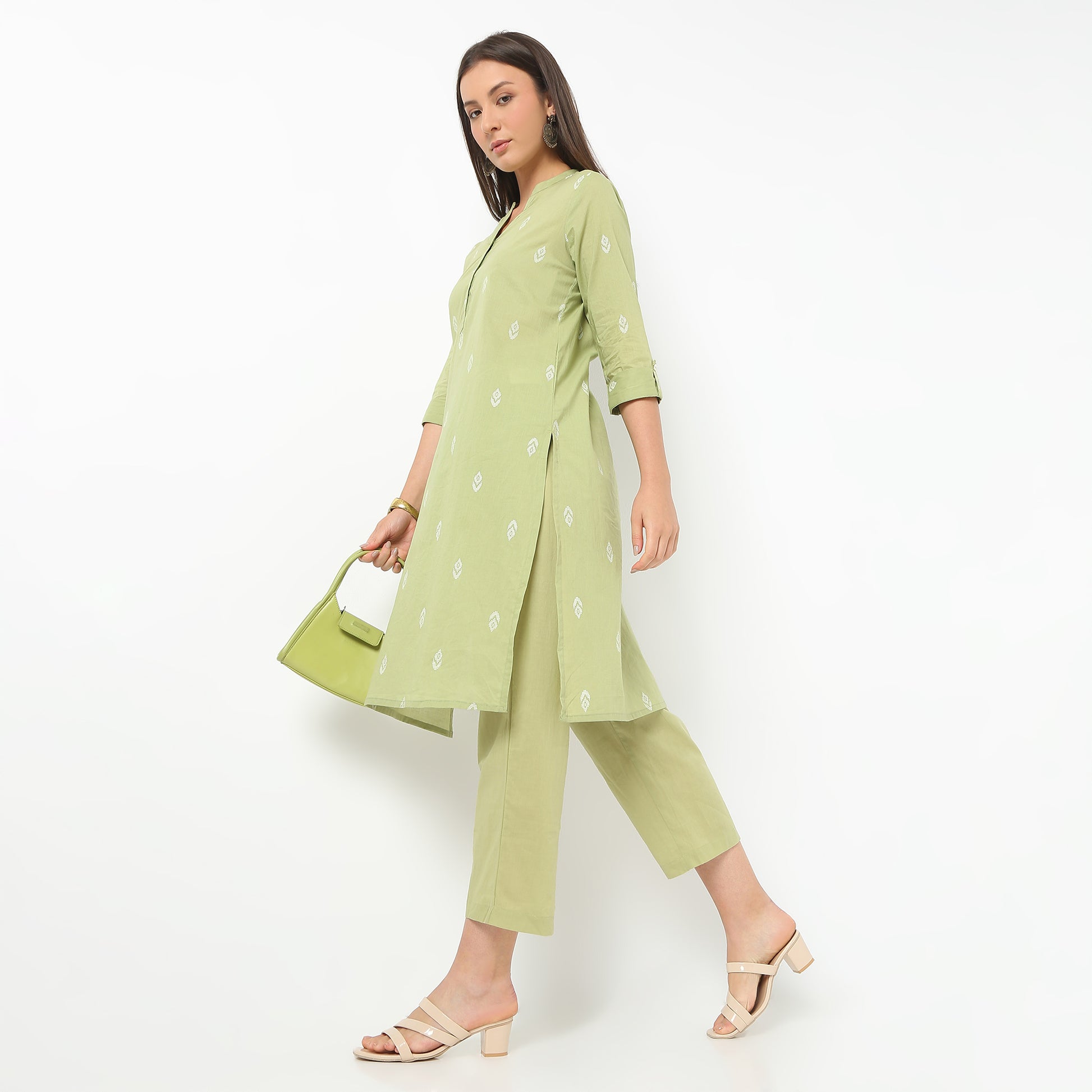 Solid Ankle Length Straight Fit Pants