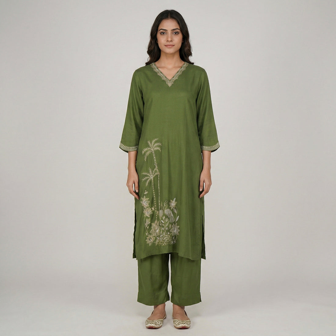 Straight Fit Mid Rise Easy Pants