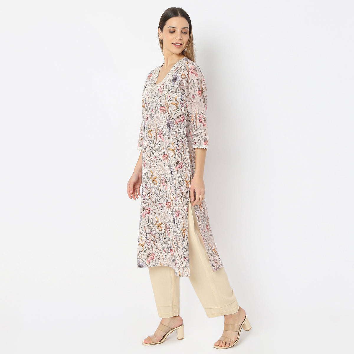 Straight Fit Floral Print on Schiffli Fabric V-Neck Kurta