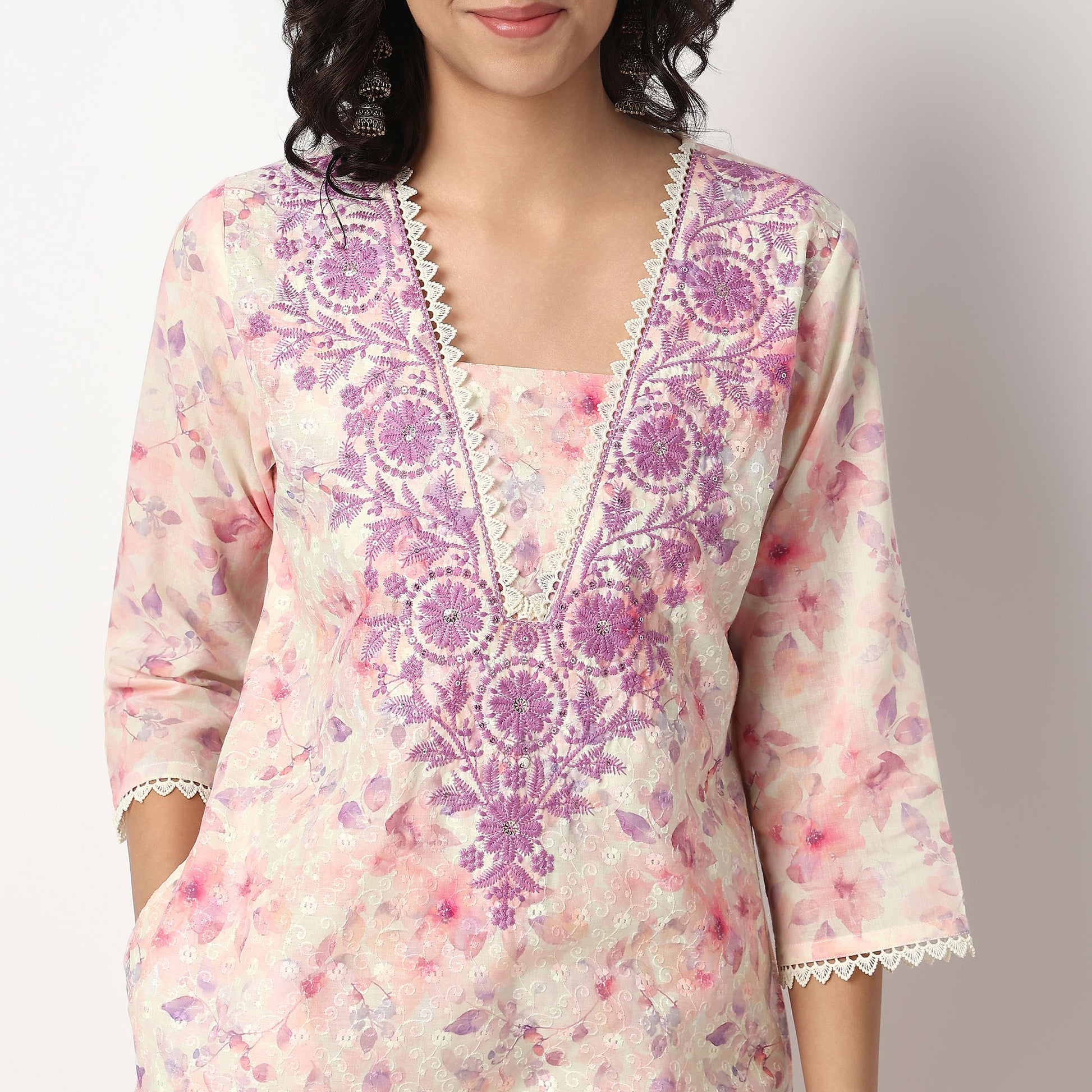 Buy Women Straight Fit Printed Three-Fourth Sleeve Kurta  - Style Union