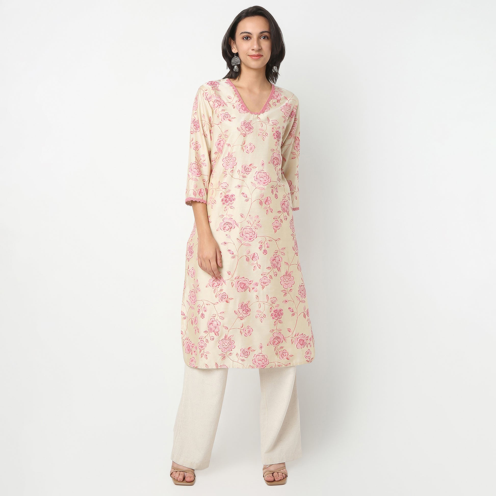 Straight Fit Printed V-Neck Kurta