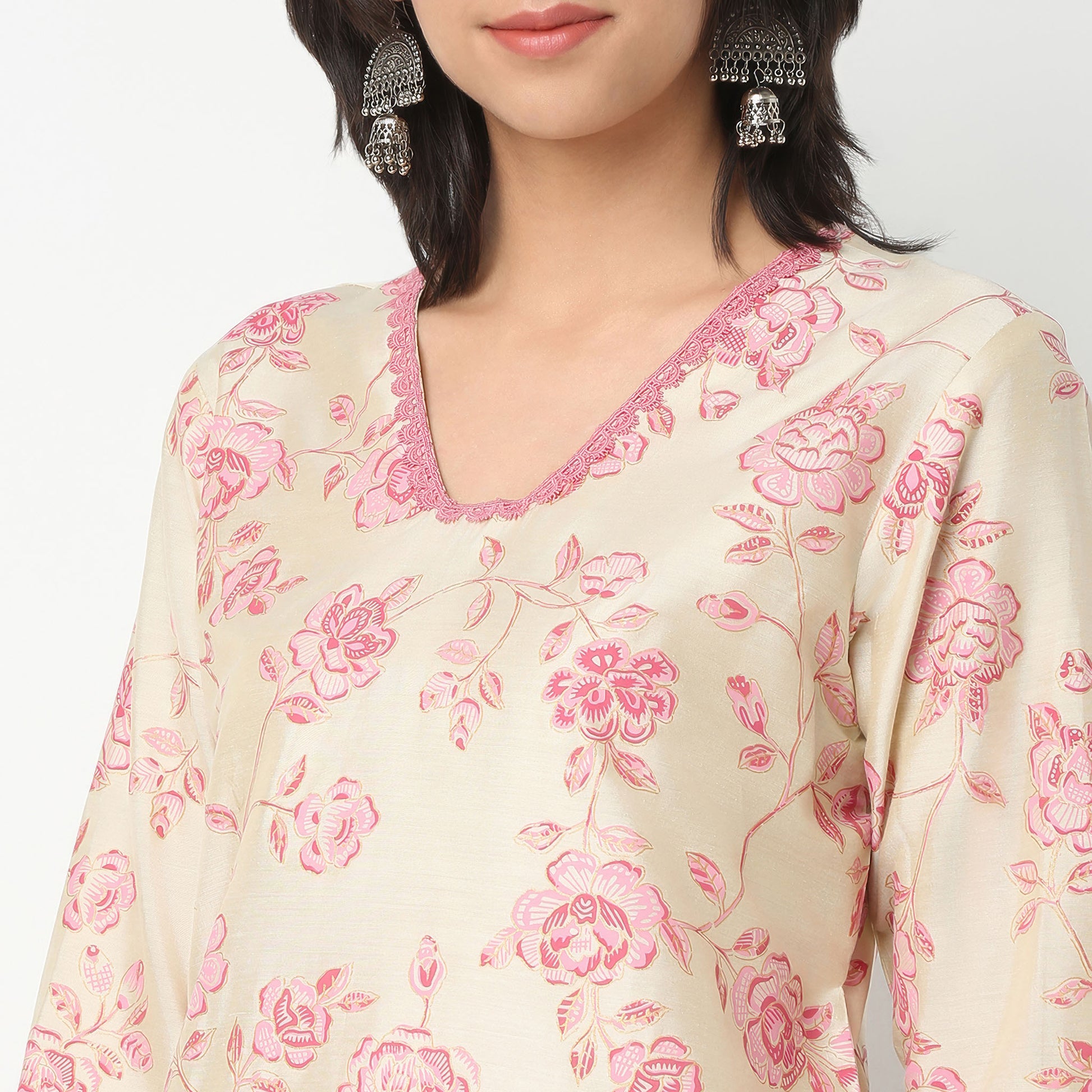 Straight Fit Printed V-Neck Kurta