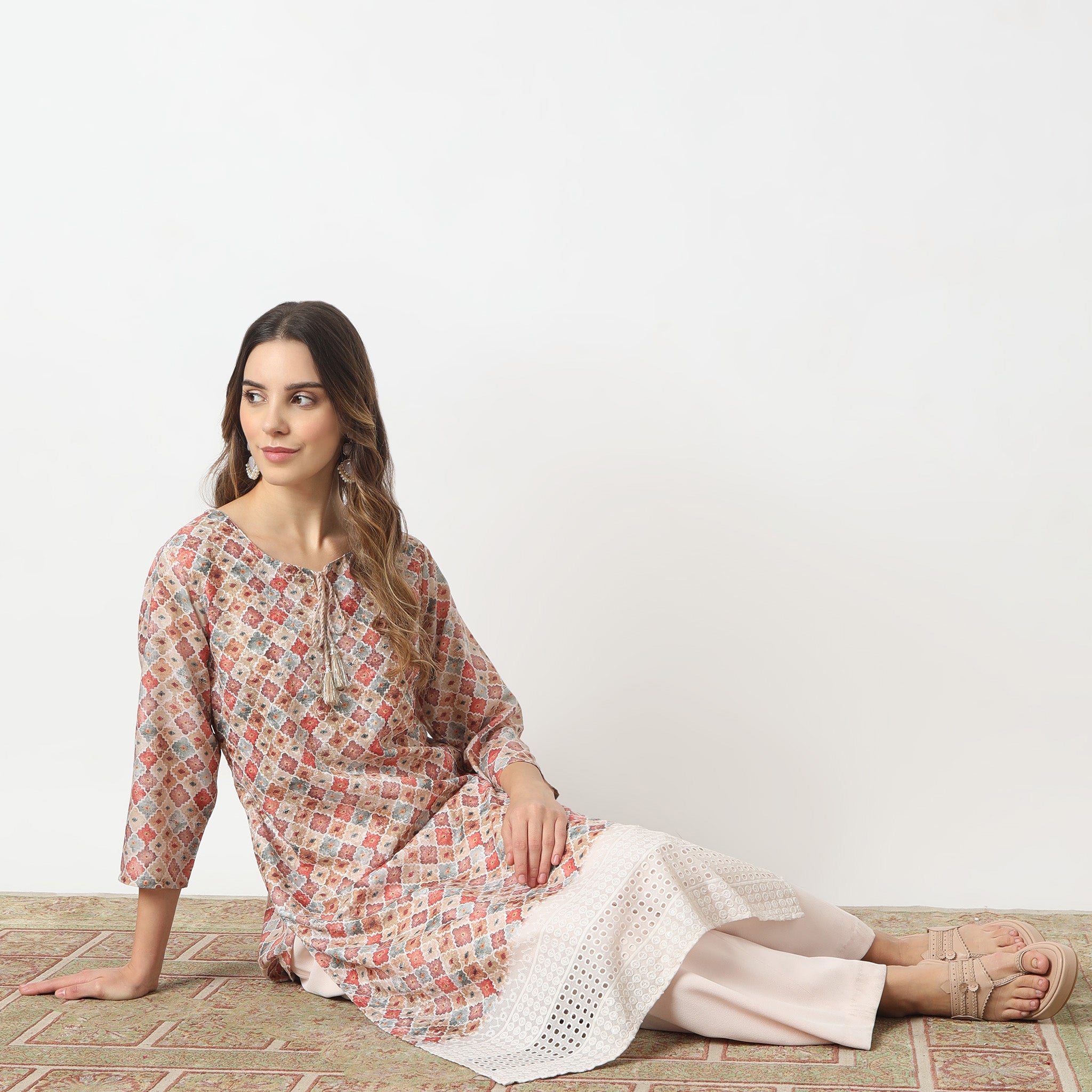Straight Fit Printed Round Neck Kurta
