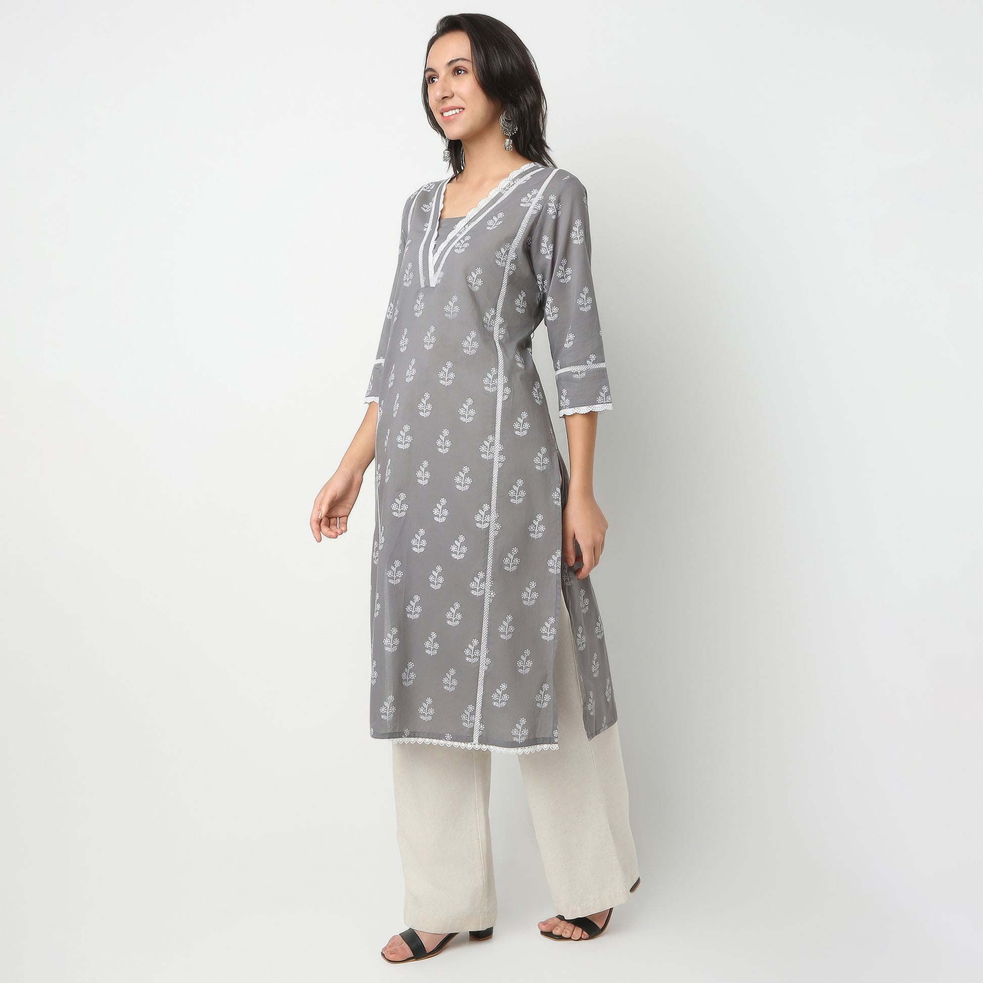 Straight Fit Printed V-Neck Kurta