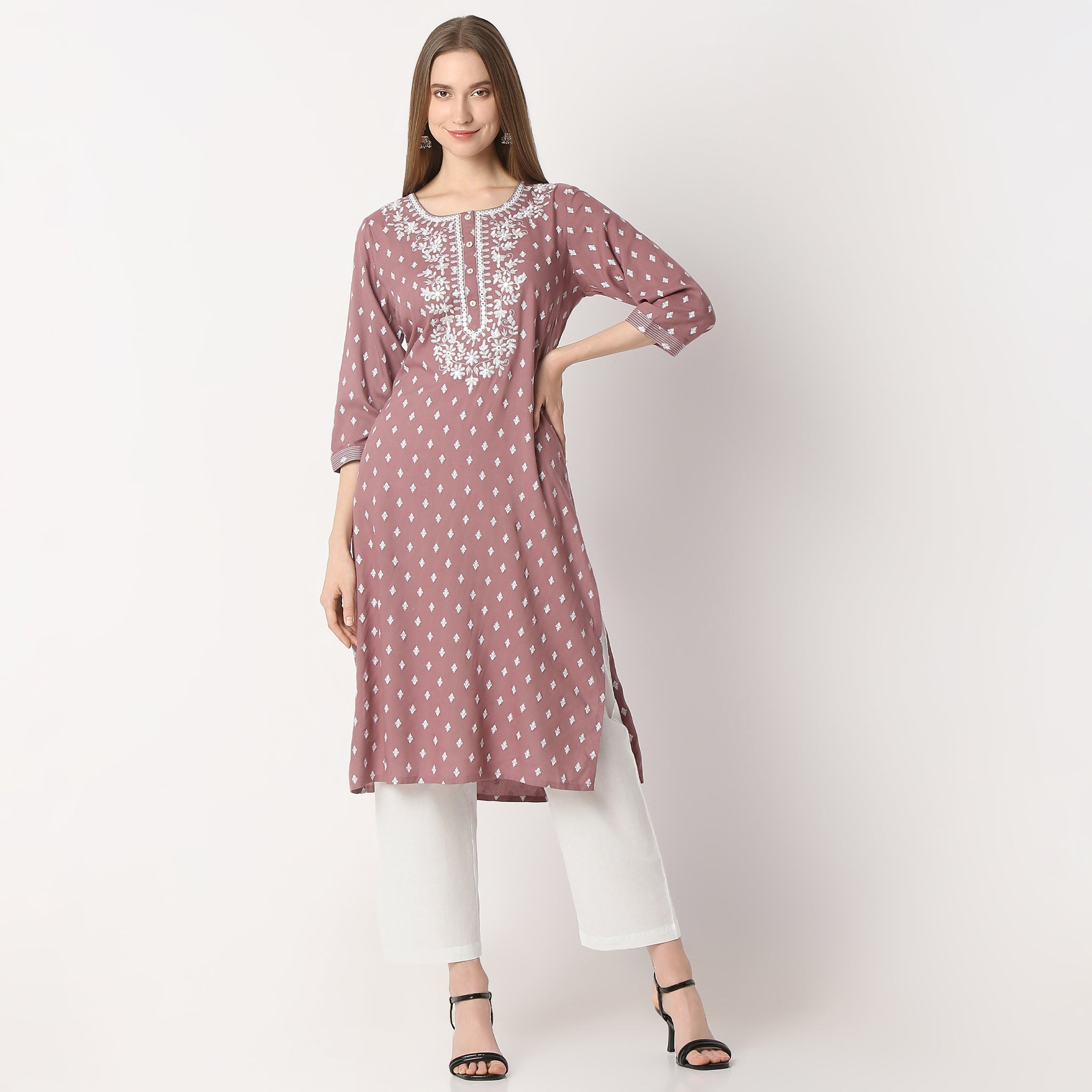 Straight Fit Embroidered Below Knee Kurta