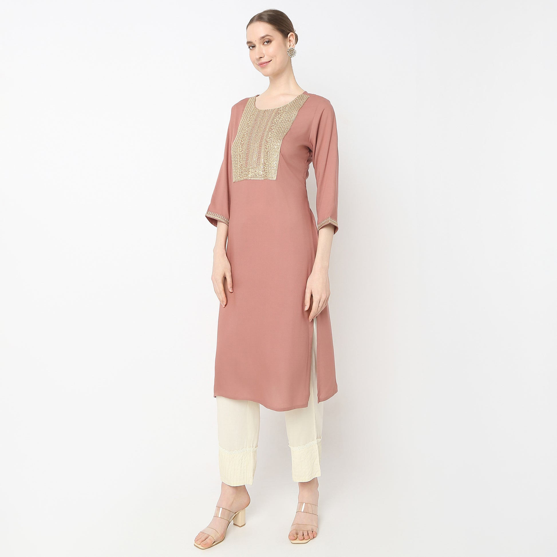 Straight Fit Embroidered Kurta