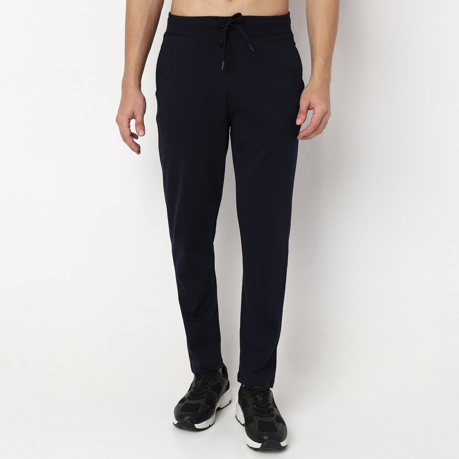 Regualr Solid Mid Rise Pants