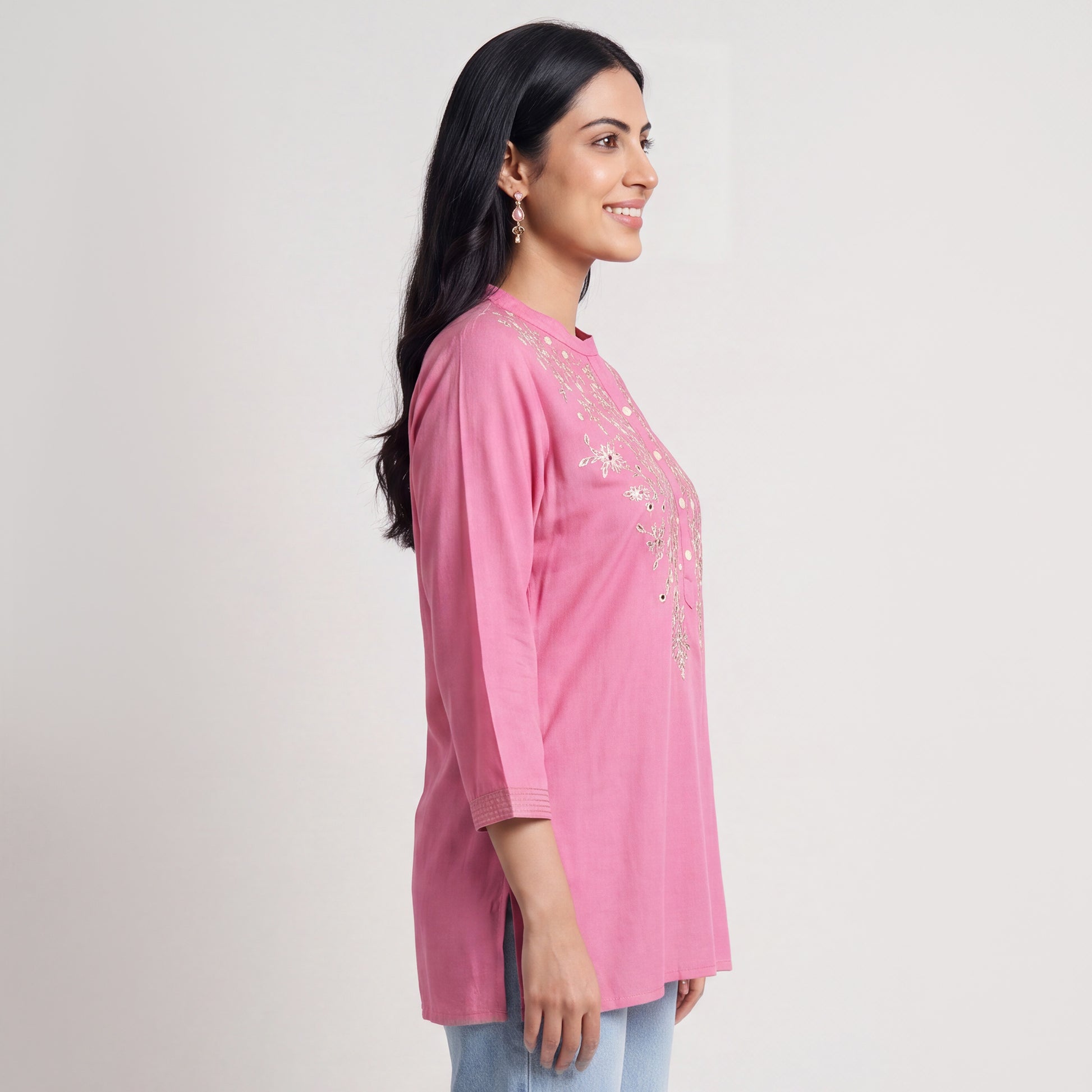 Embroidered Straight Short Kurta
