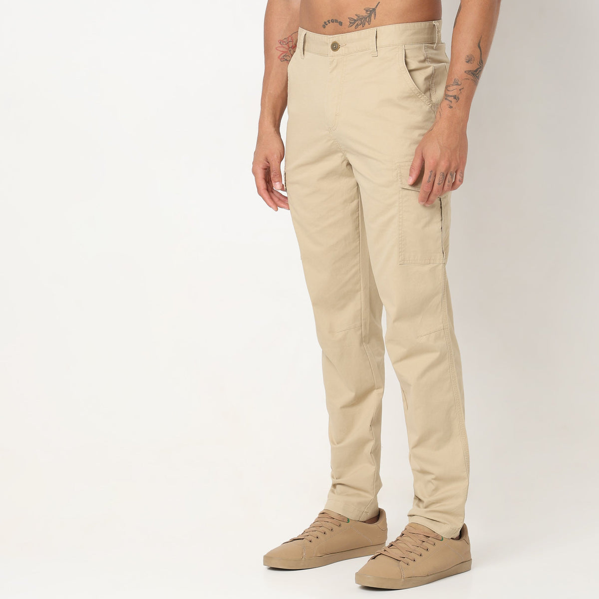 Regular Fit Solid Mid Rise Cargos