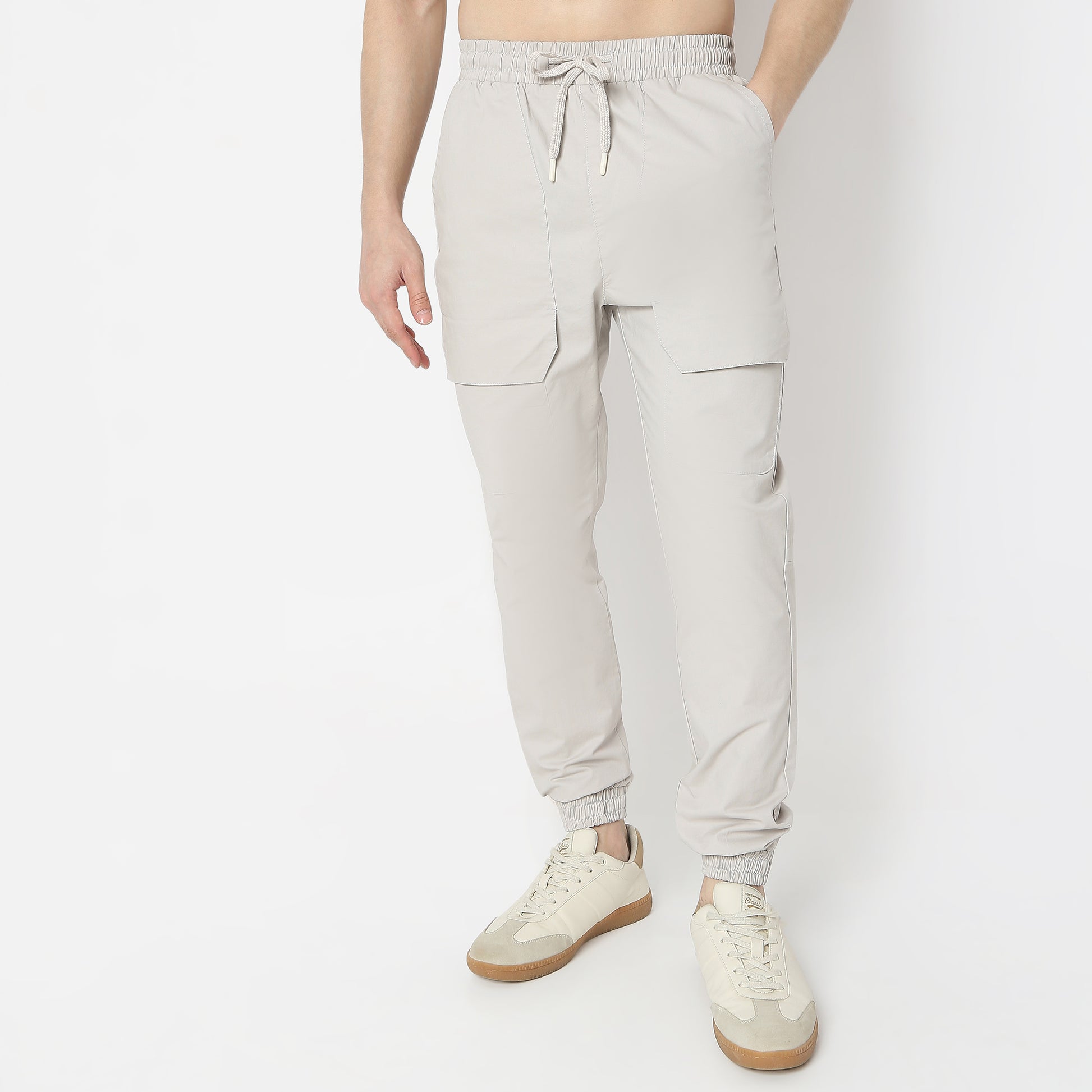 Regular Fit Solid Ankle Length Mid Rise Cargos