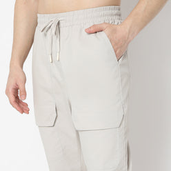 Regular Fit Solid Ankle Length Mid Rise Cargos