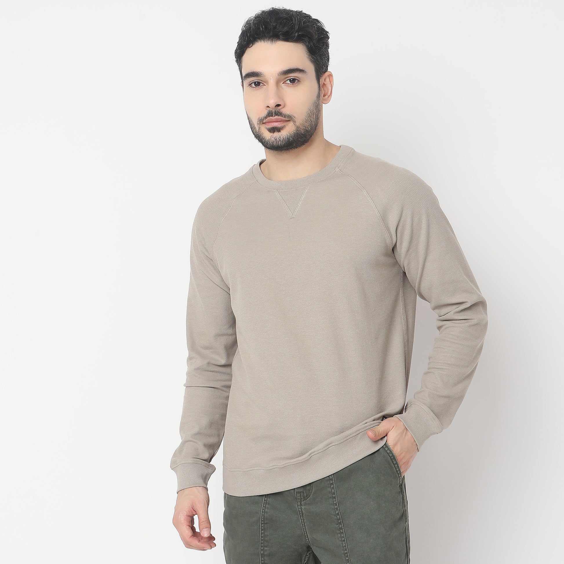 Buy Men Regular Fit Solid Raglan Sleeve Sweat Tee  - Style Union