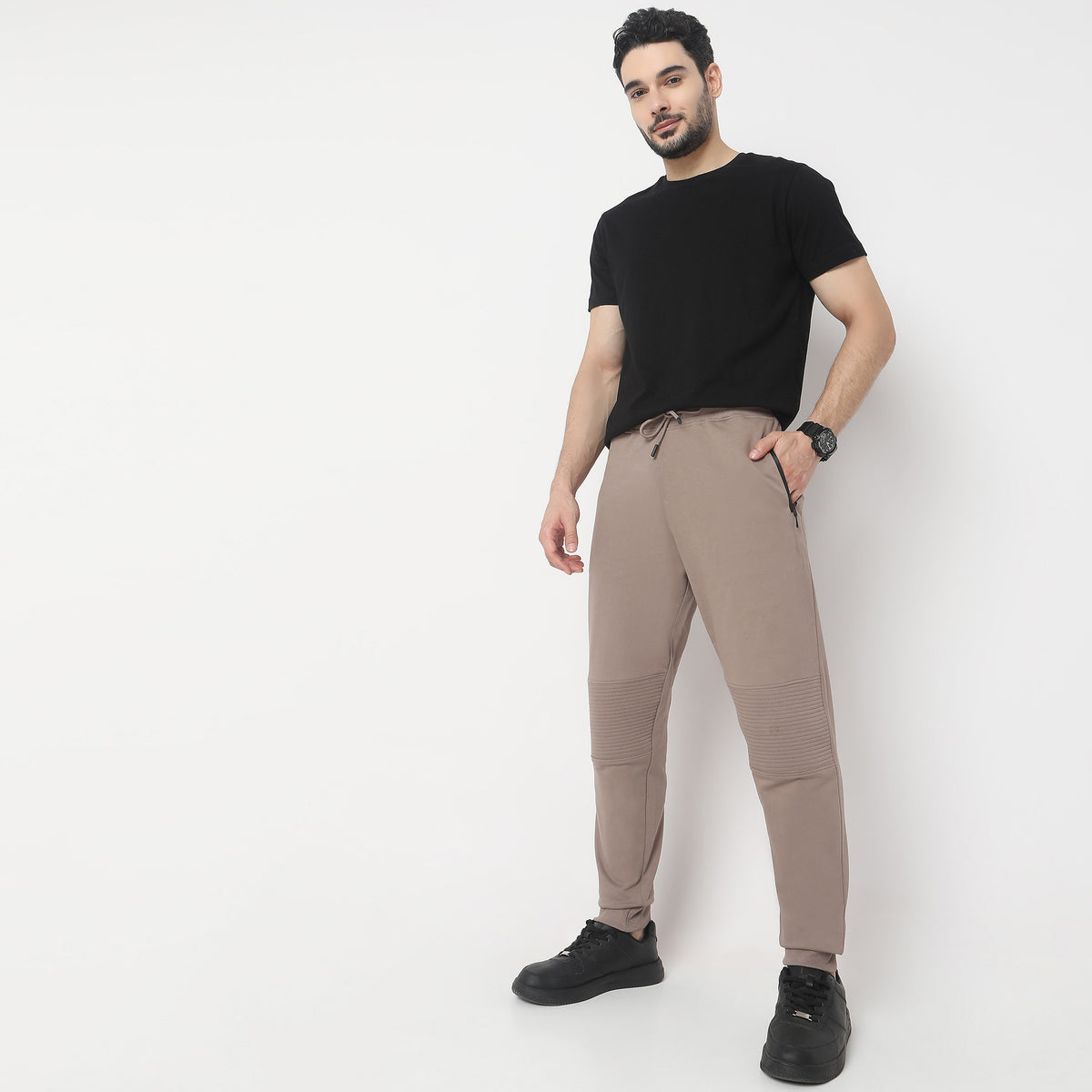 Regular Fit Solid Mid Rise Joggers