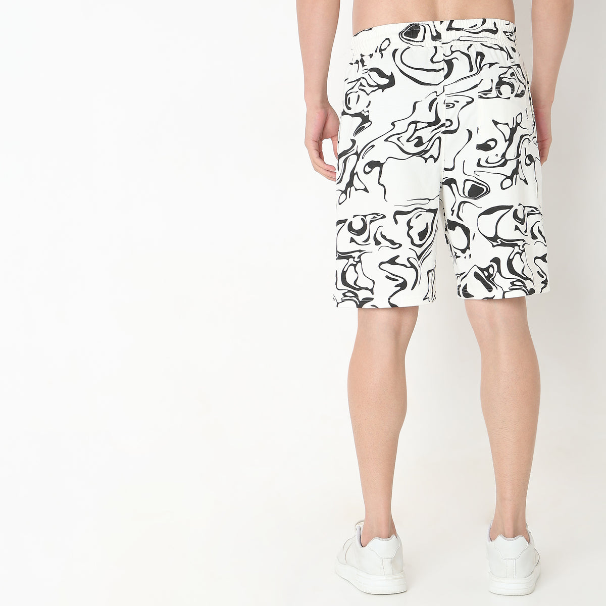 Regular Fit Printed Mid Rise Shorts