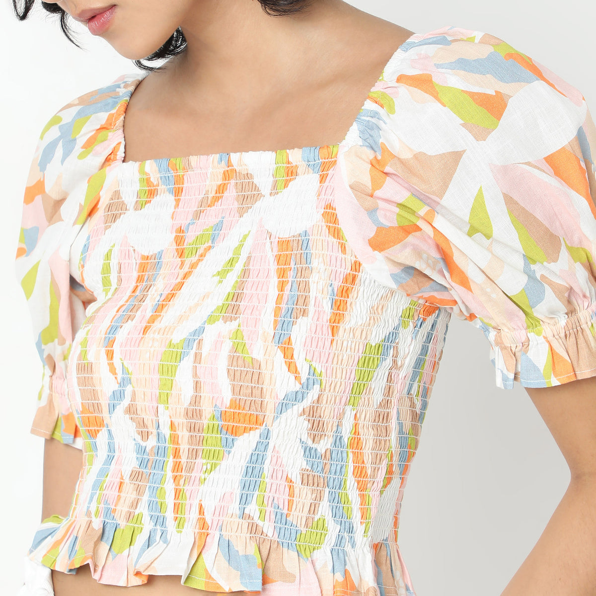 Straight Fit Printed Crop Top