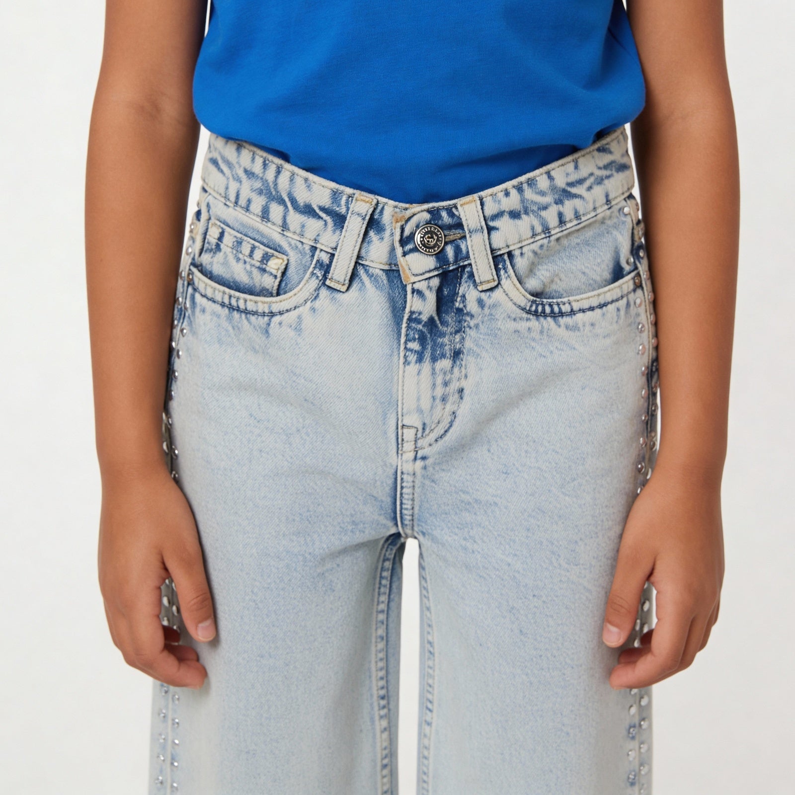 Girls Embellished Studded Straight Jeans