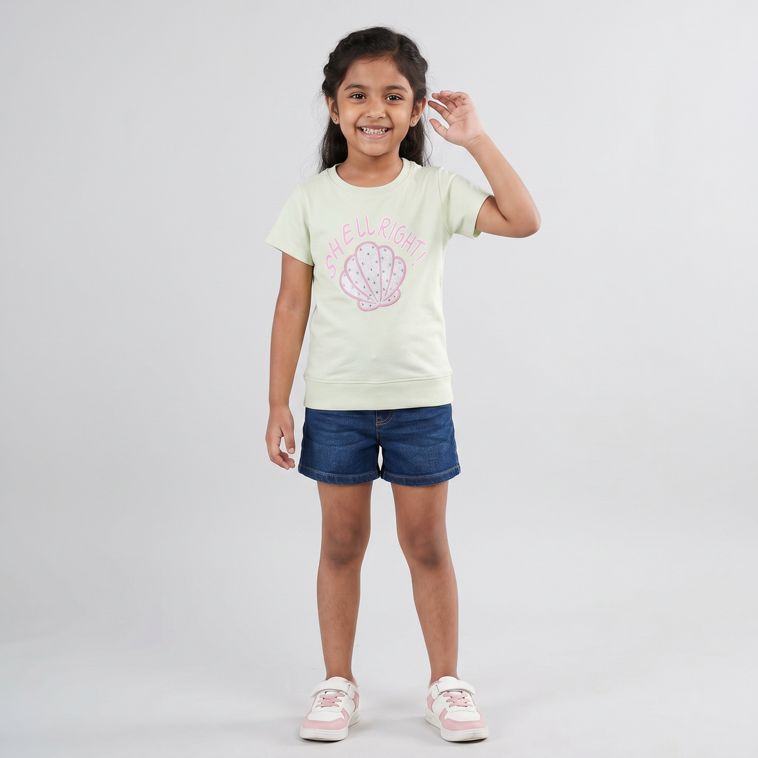 Girls Cotton Embellished Crew Neck T-Shirt