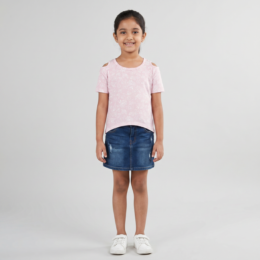 Girls Cotton Printed Crew Neck T-Shirt