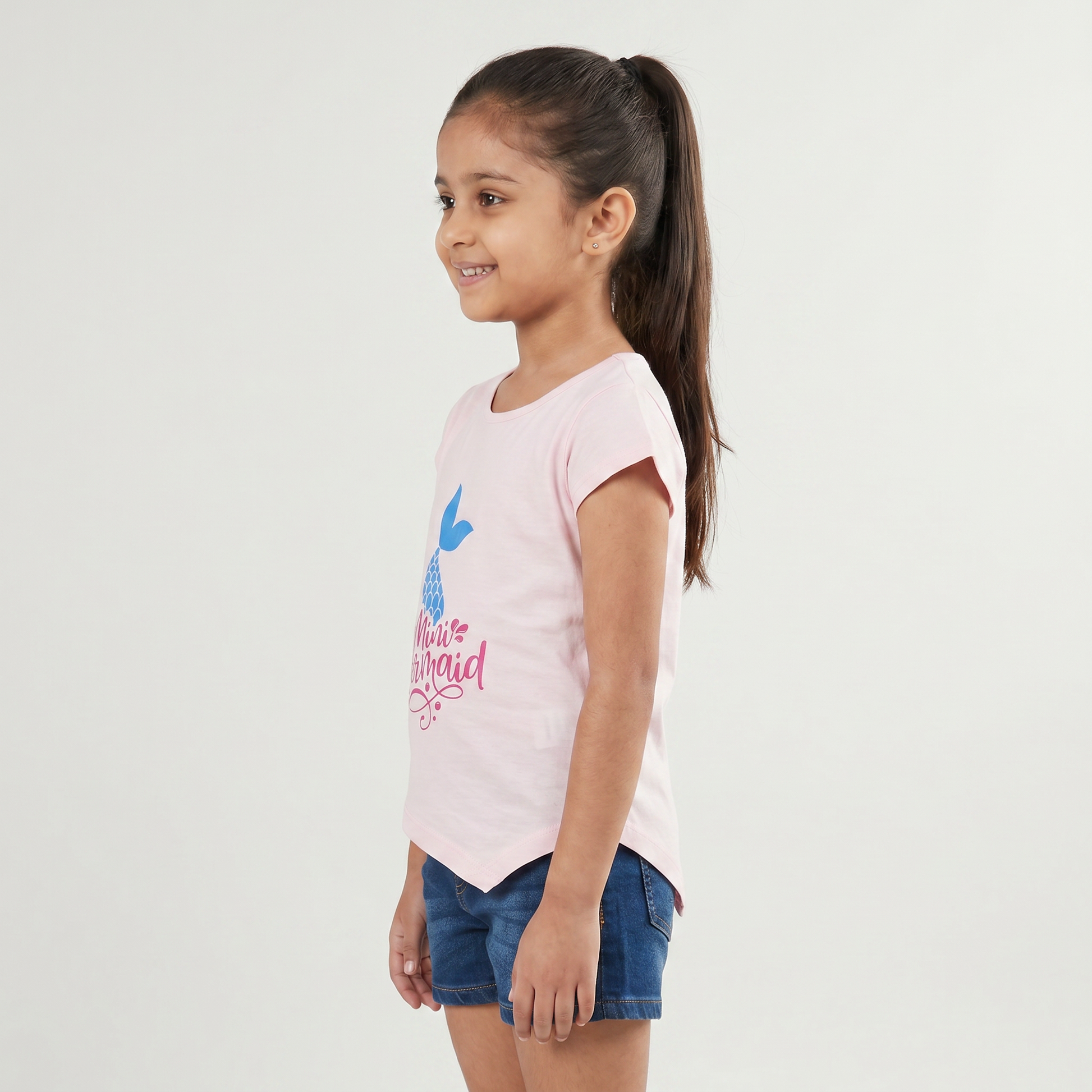 Girls Cotton Crew Neck Graphitee