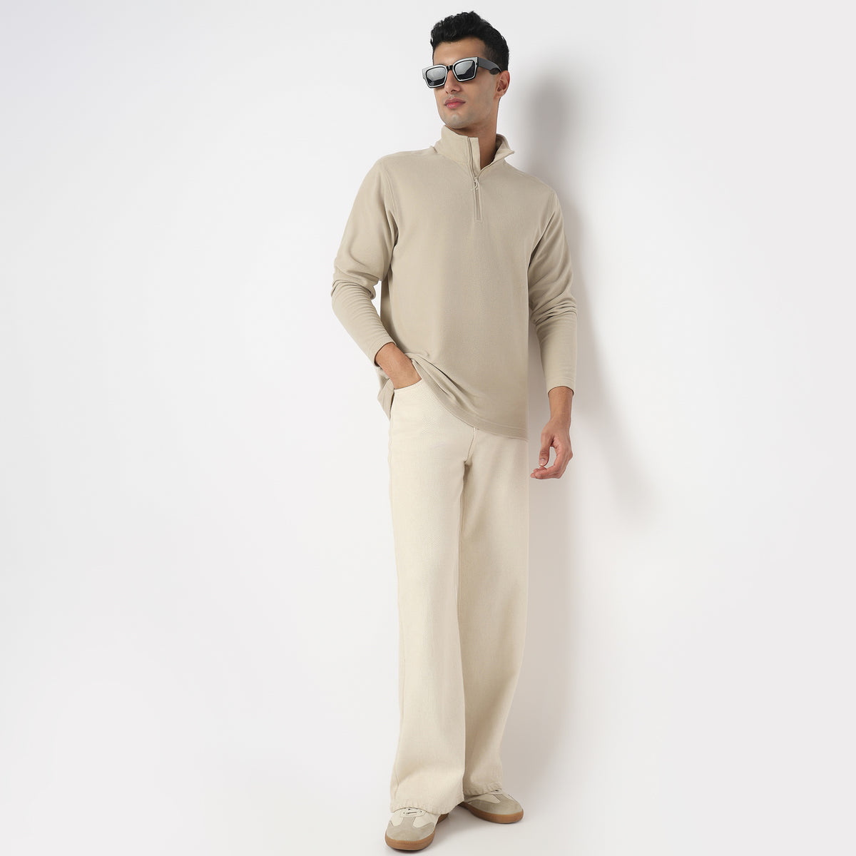 High Neck Polair Sweatshirt