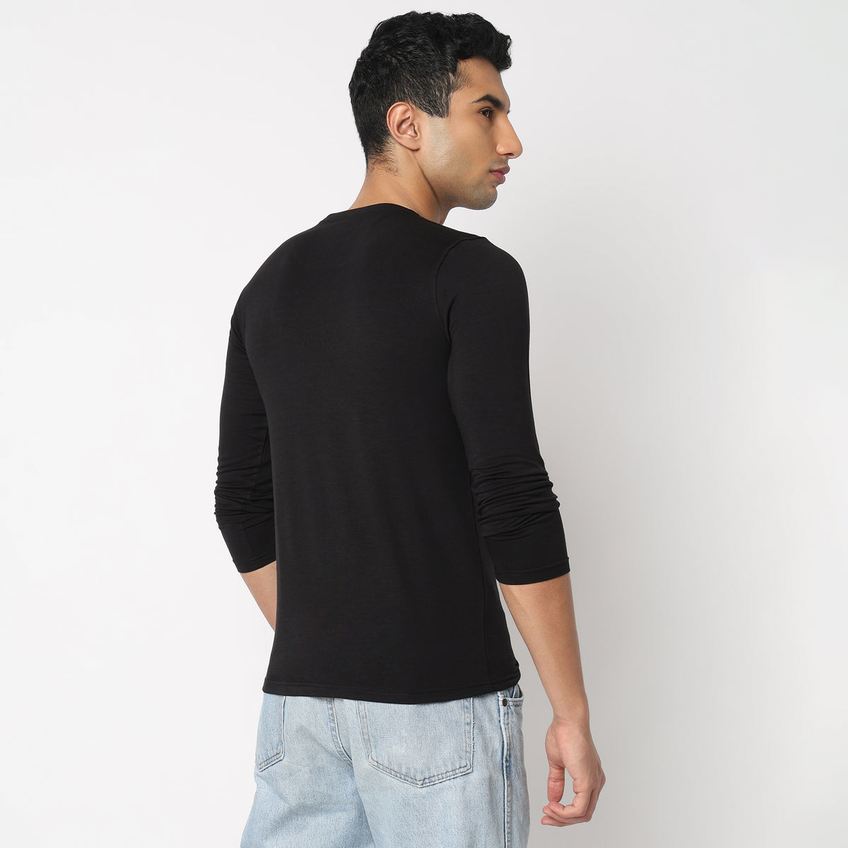 Warmer Best For Very Cold HX-800 Crew Neck T-Shirt