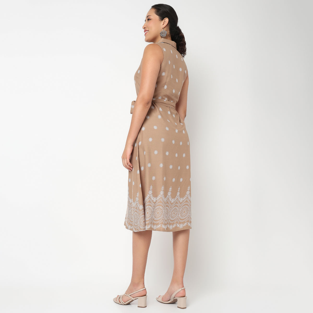 Emroidered Shirt Sleevless Dress